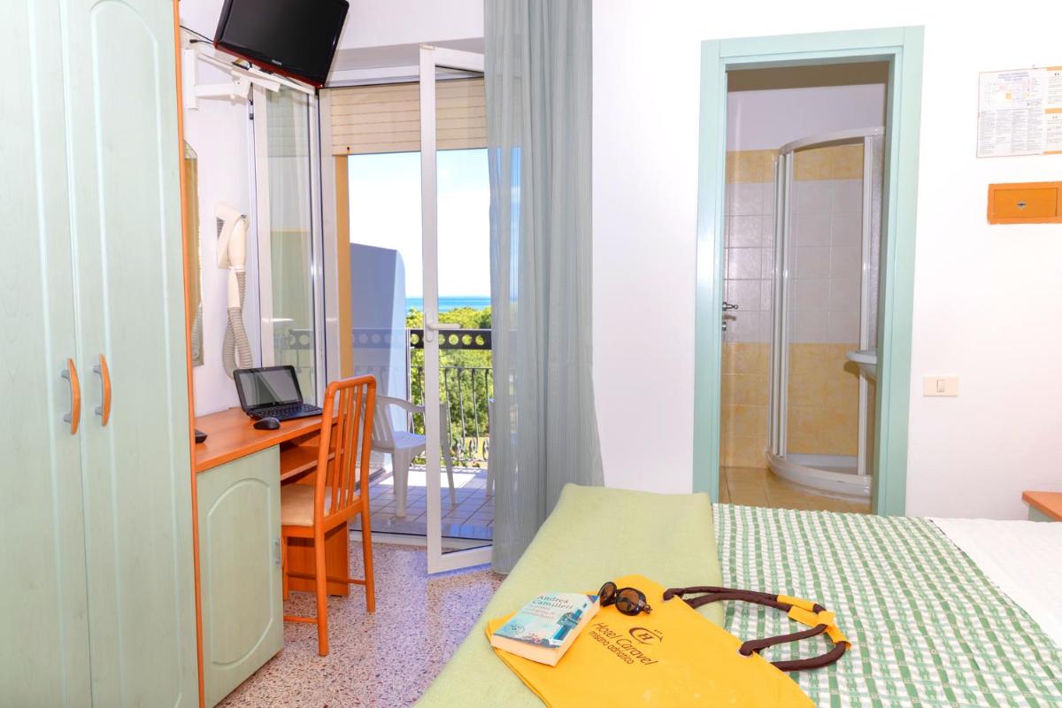 Double Room with Balcony and Sea View