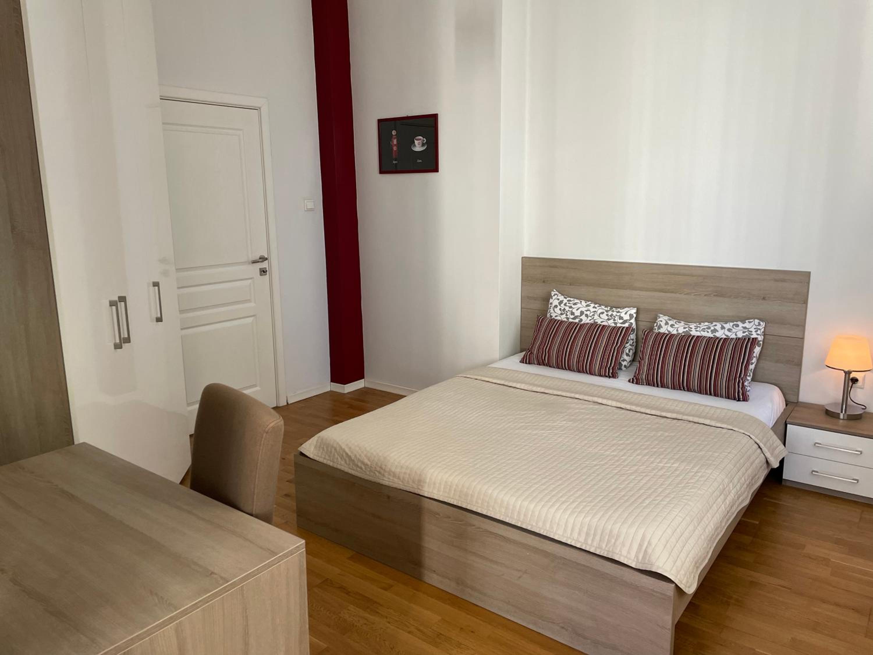 Deluxe Apartment - Photo 3