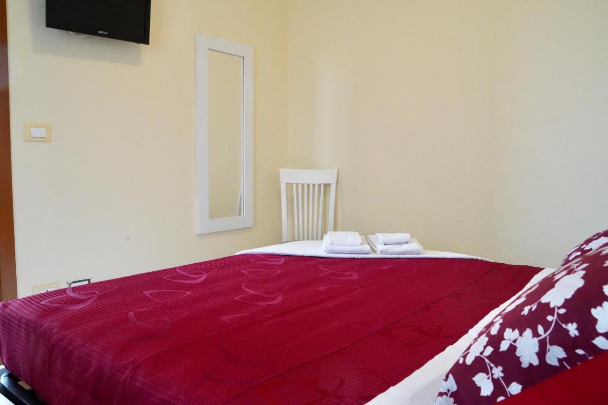 Large Single Room