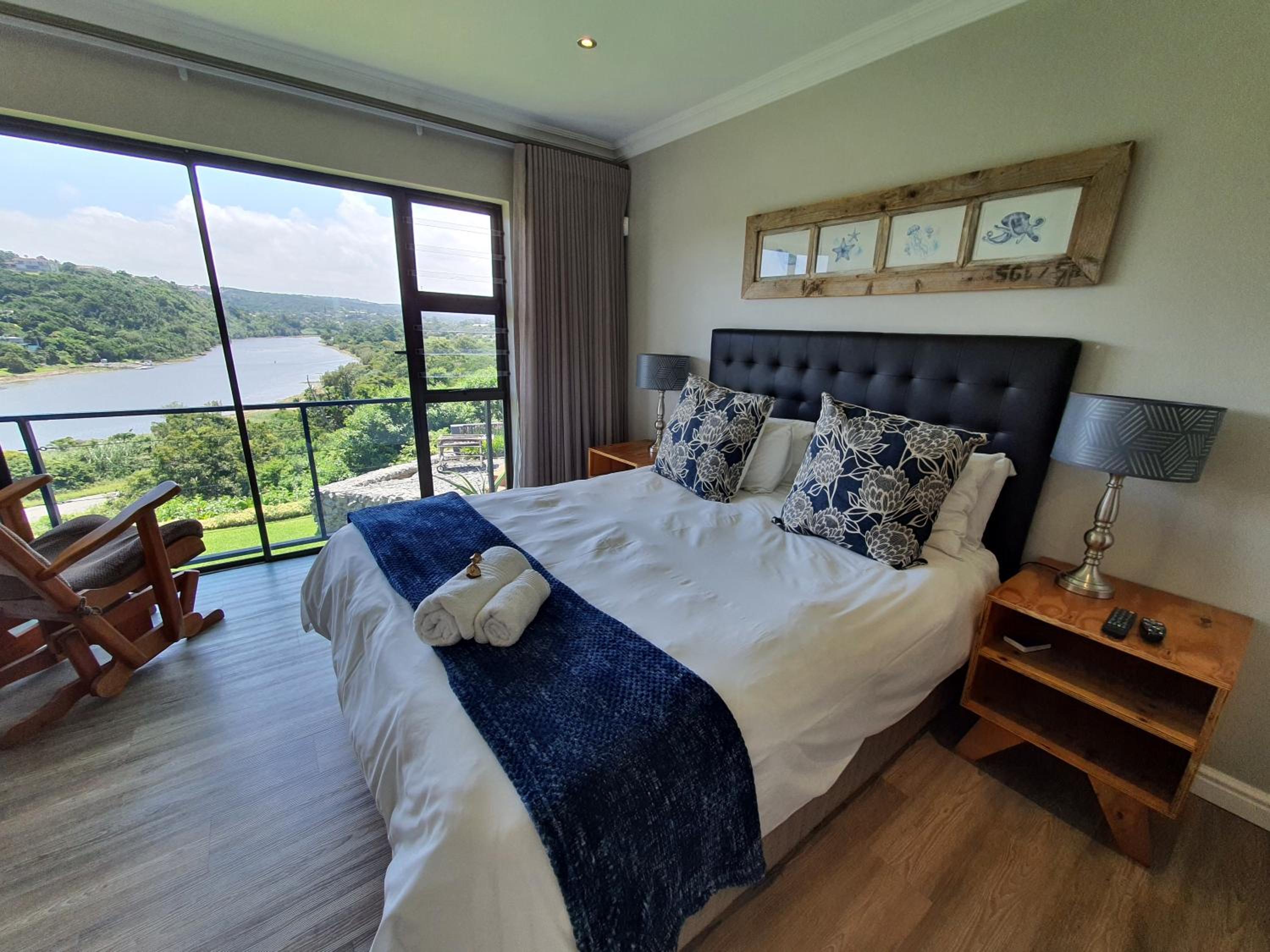 Queen Room with River View photo 1