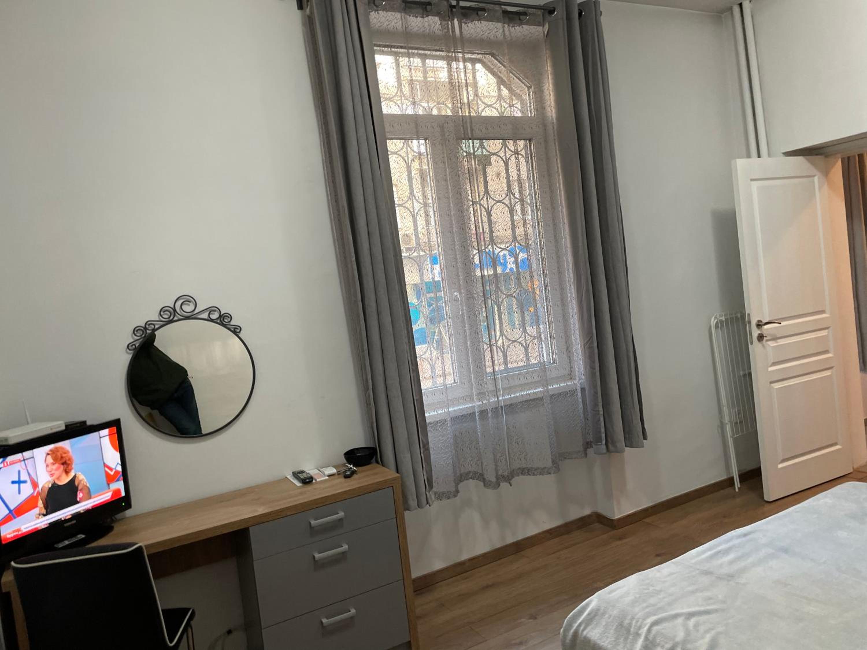 Apartment - Photo 8