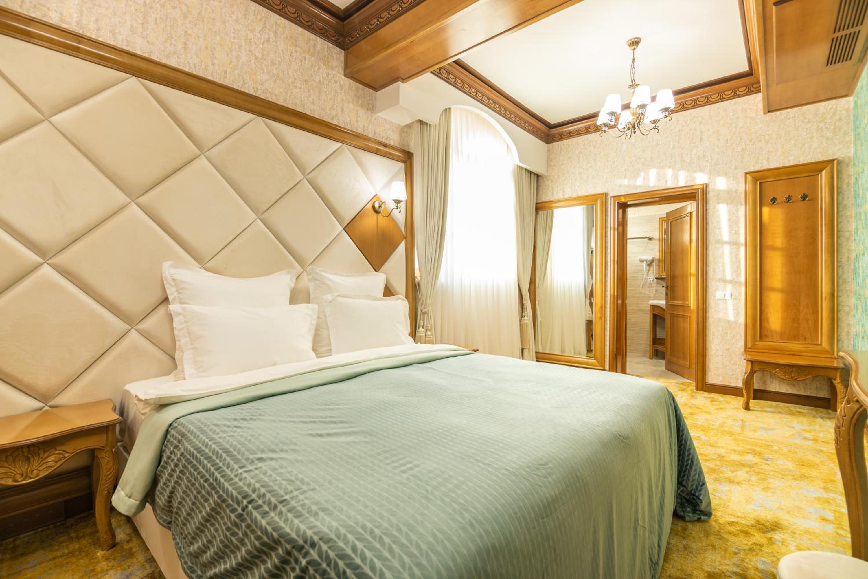 Deluxe Double or Twin Room - Photo 1