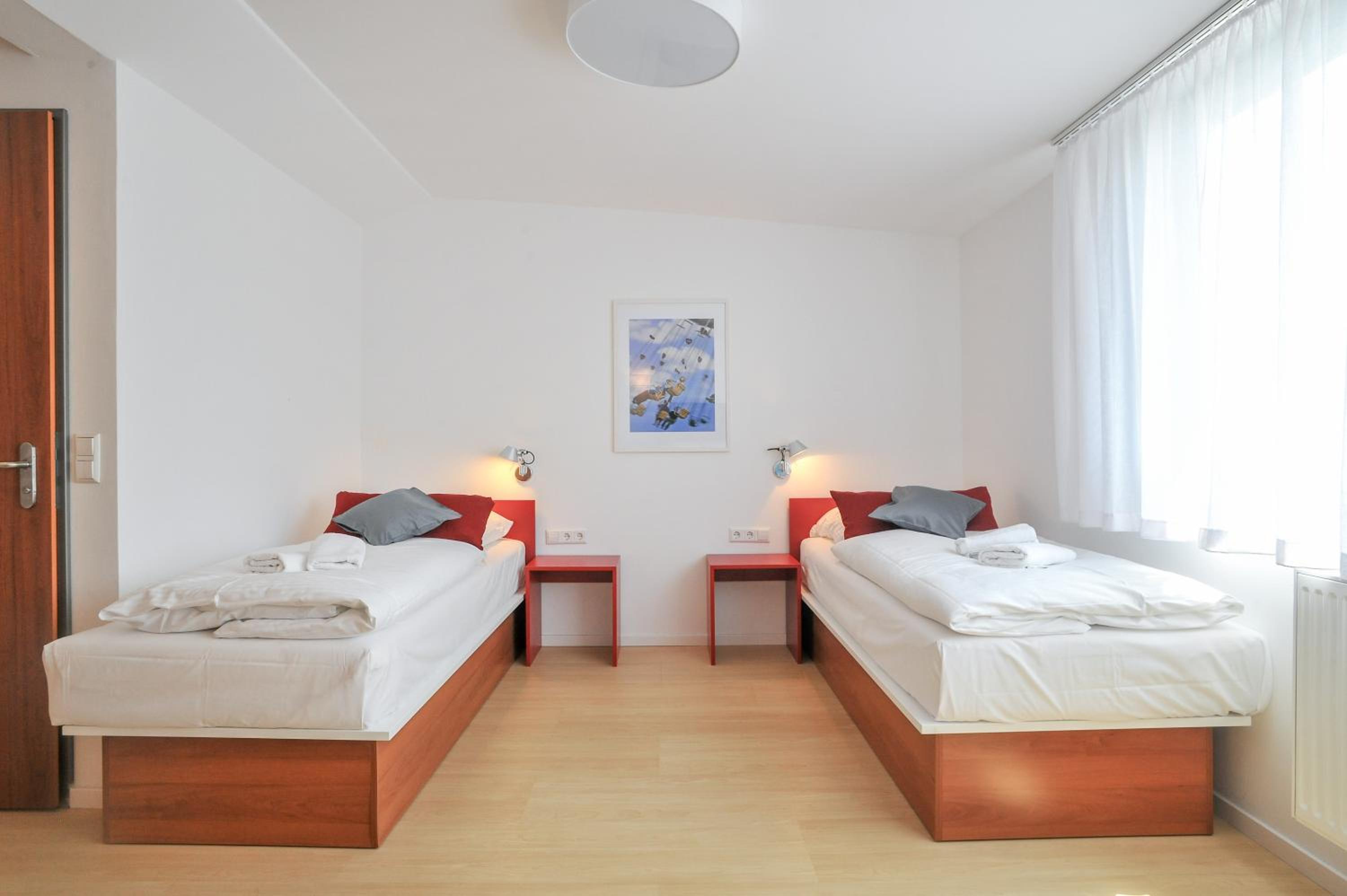 Double Room with Private Bathroom - Photo 3