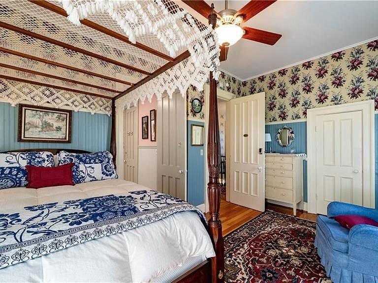 Deluxe Double Room with Balcony photo 1