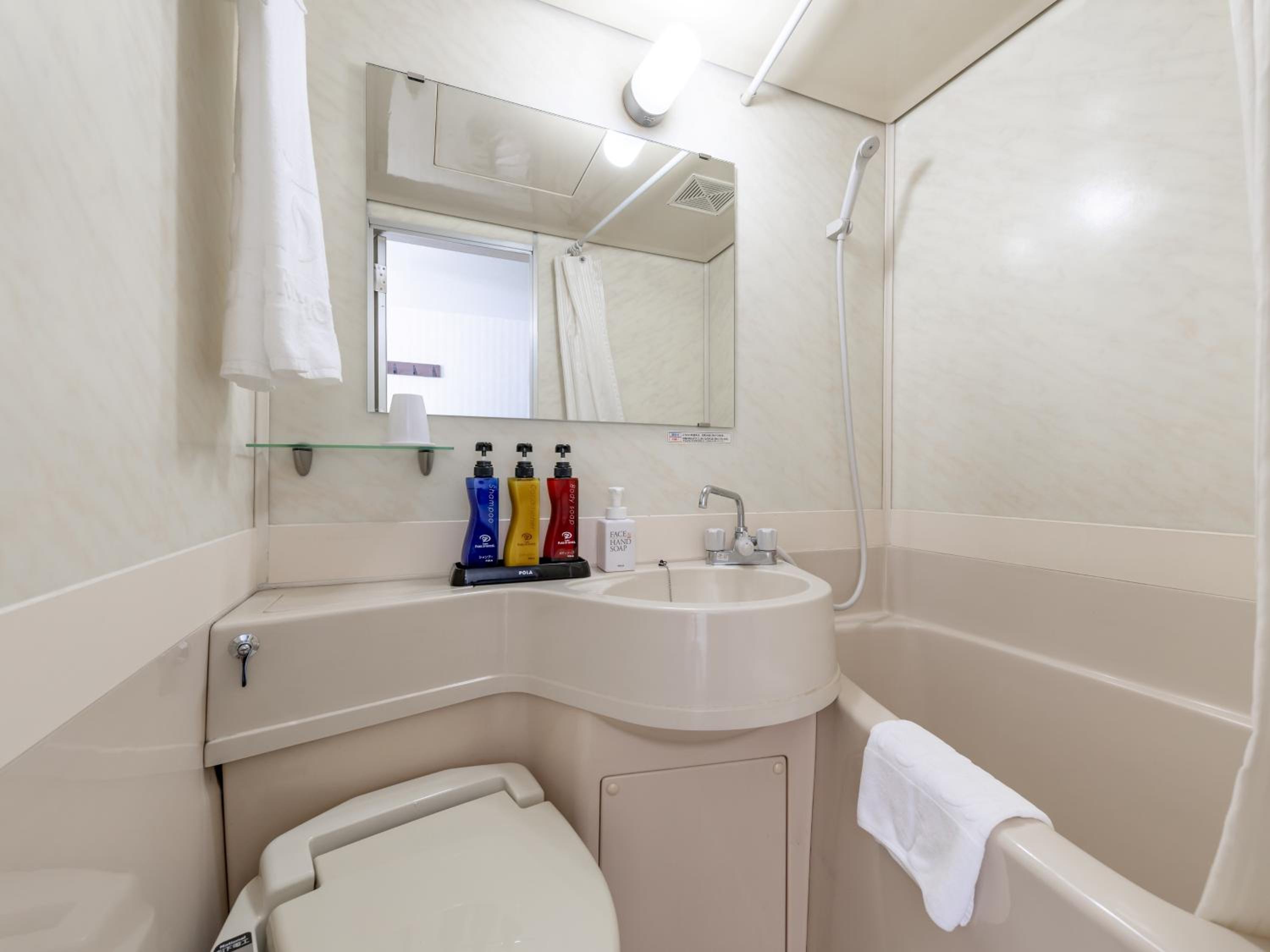 Double Room with Small Double Bed - Non-Smoking photo 2