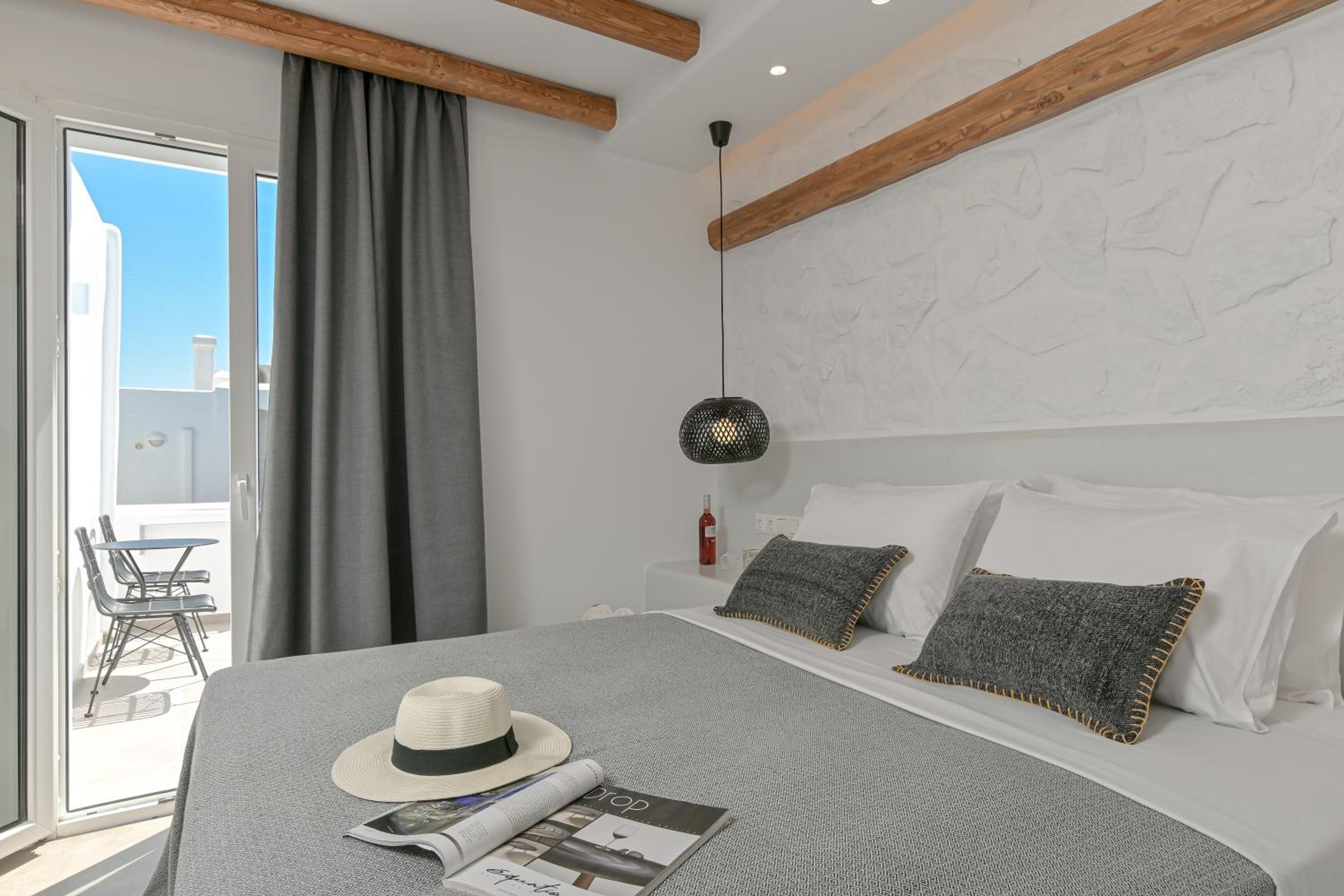 Deluxe Suite with Sea View