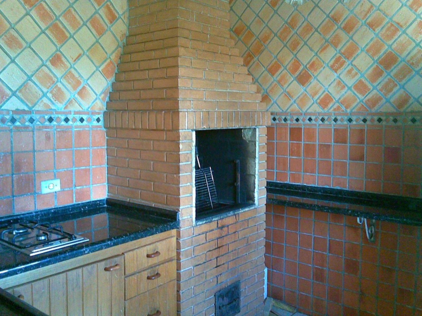 Four-Bedroom House photo 2