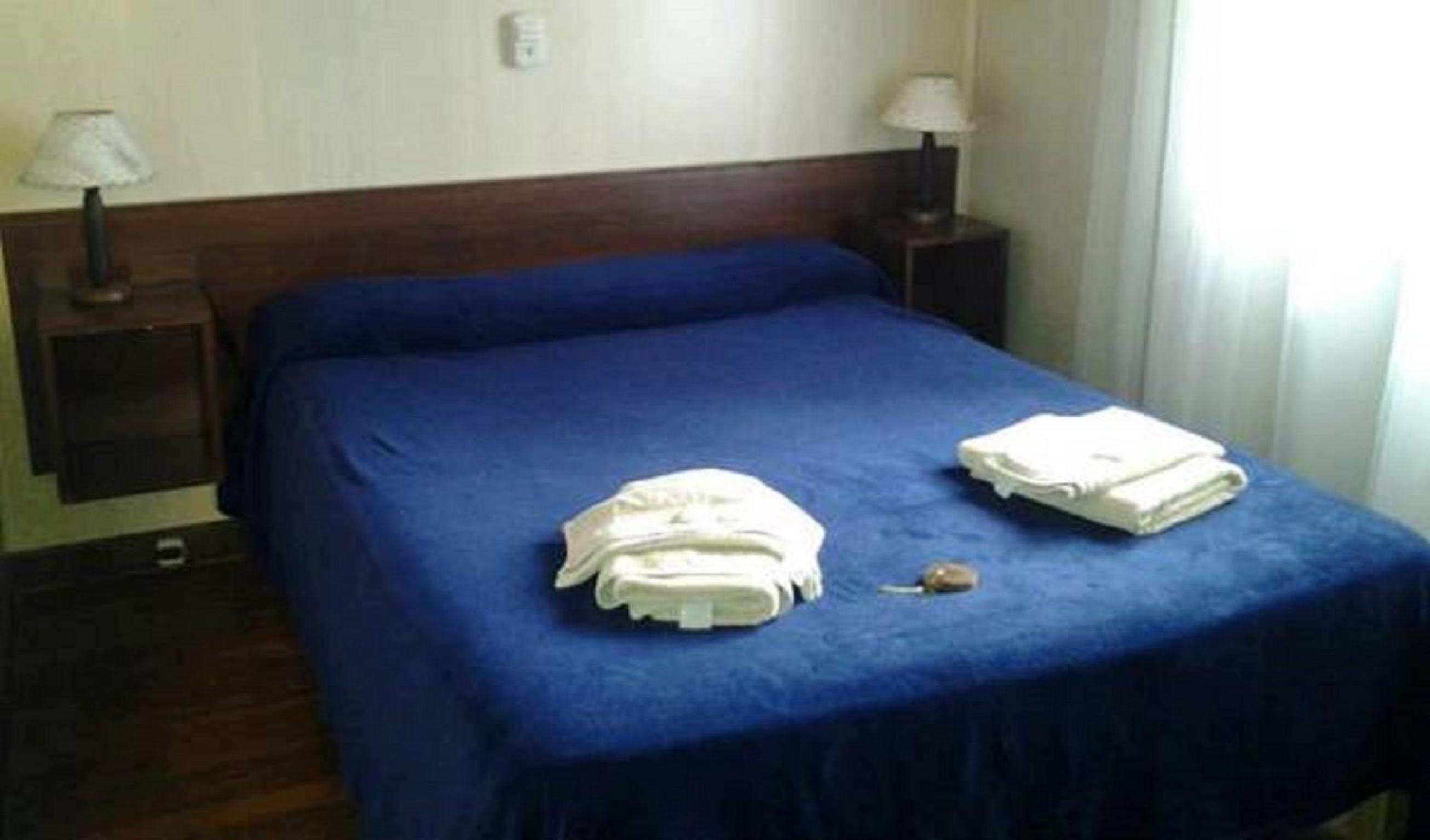 Quadruple Room with Private Bathroom photo 2
