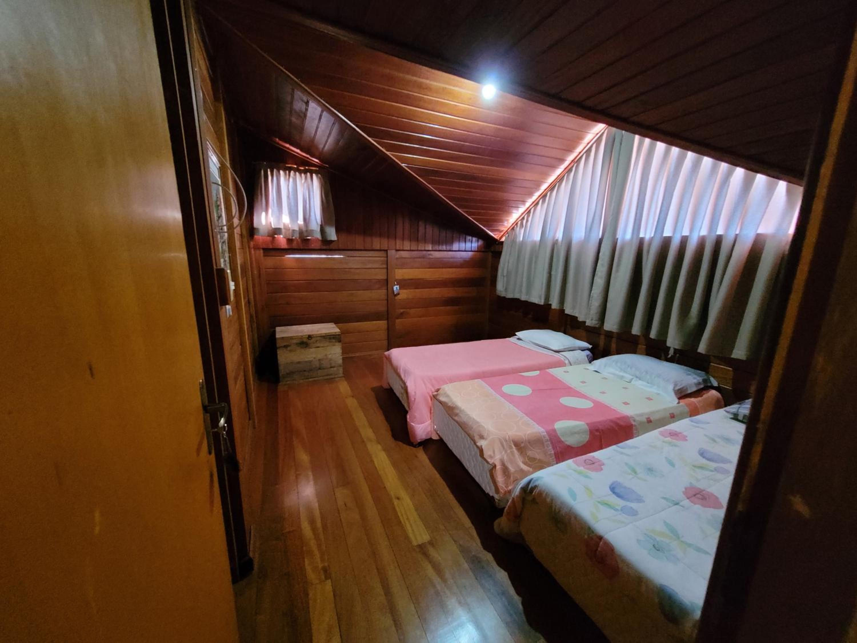 Classic Quadruple Room photo 2