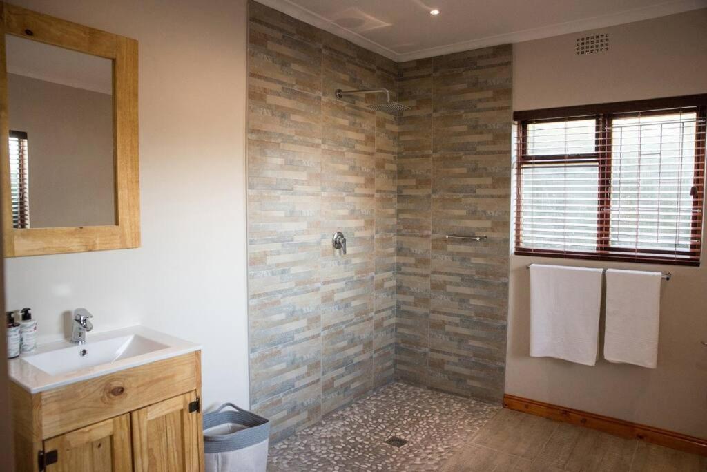 One-Bedroom Apartment - Photo 4