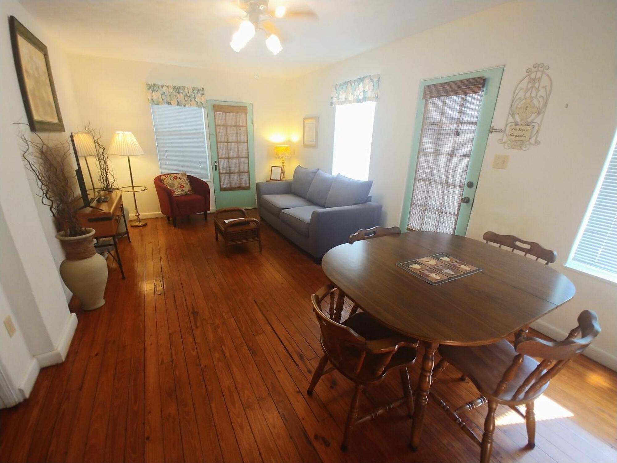 Apartment - Photo 1