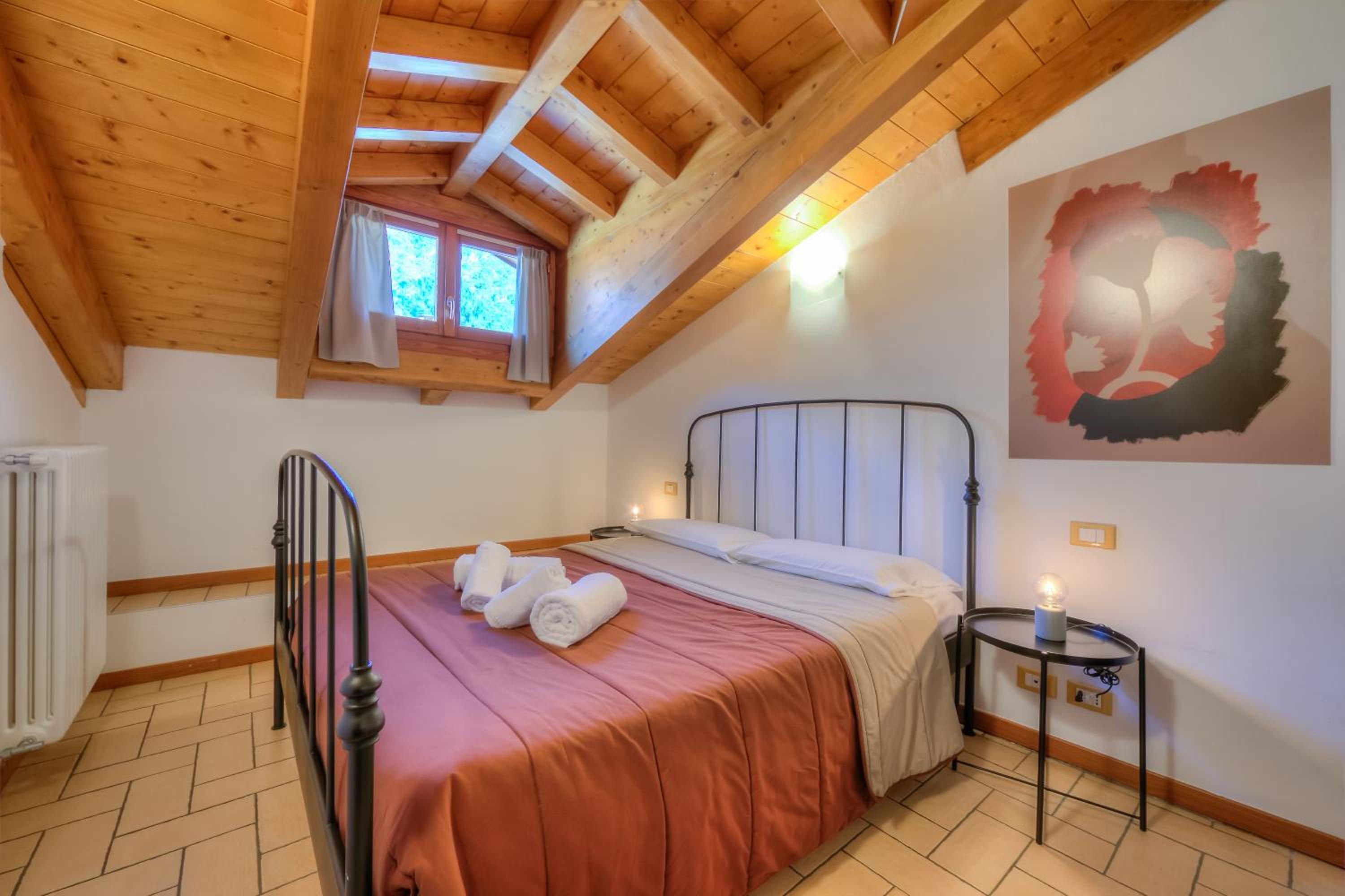 One-Bedroom Apartment - Photo 7