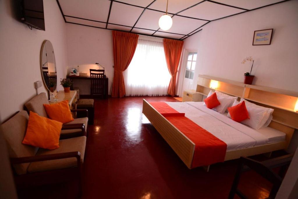 Superior Triple Room