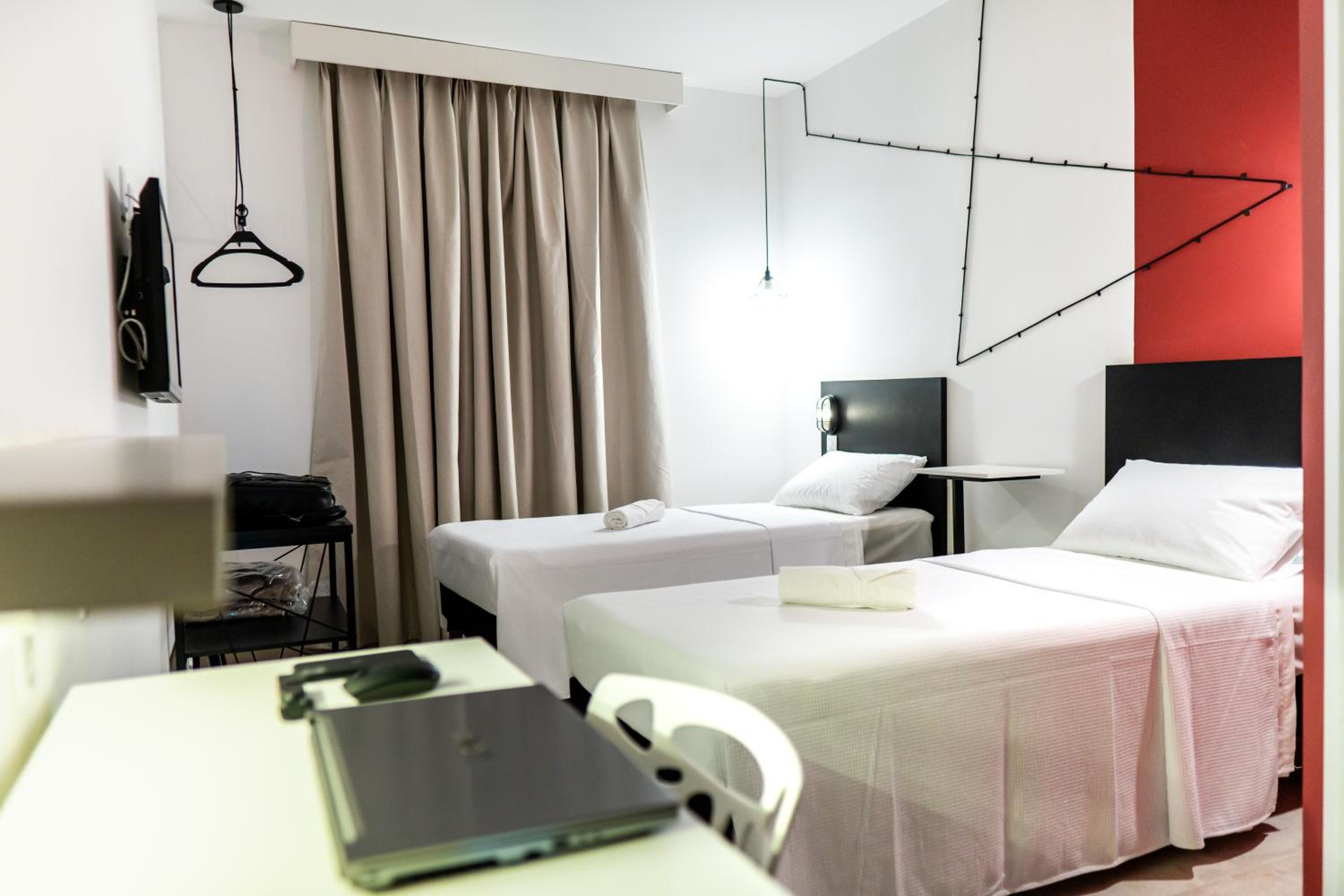 Deluxe Twin Room photo 1