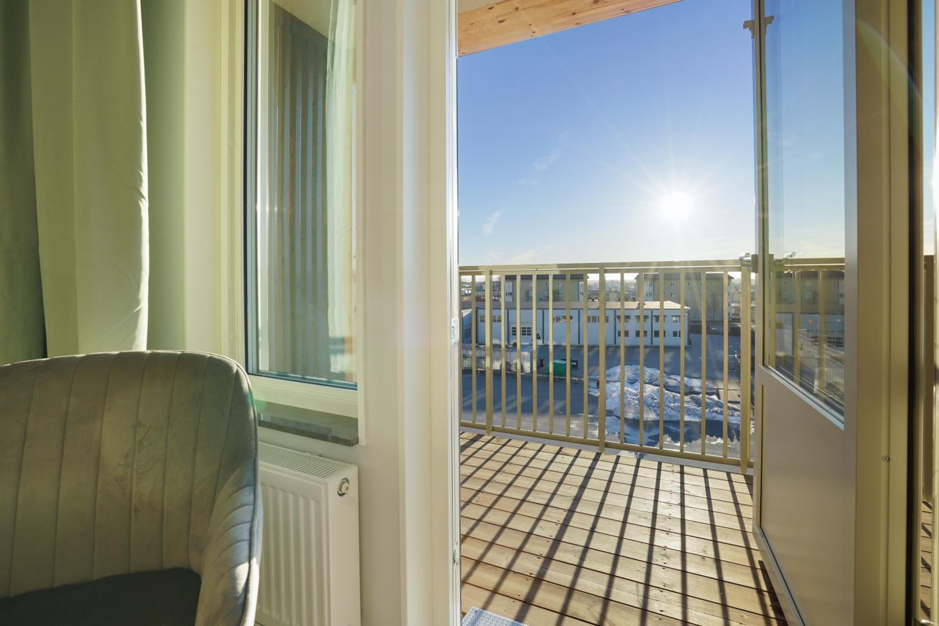 Studio with Balcony - Photo 26
