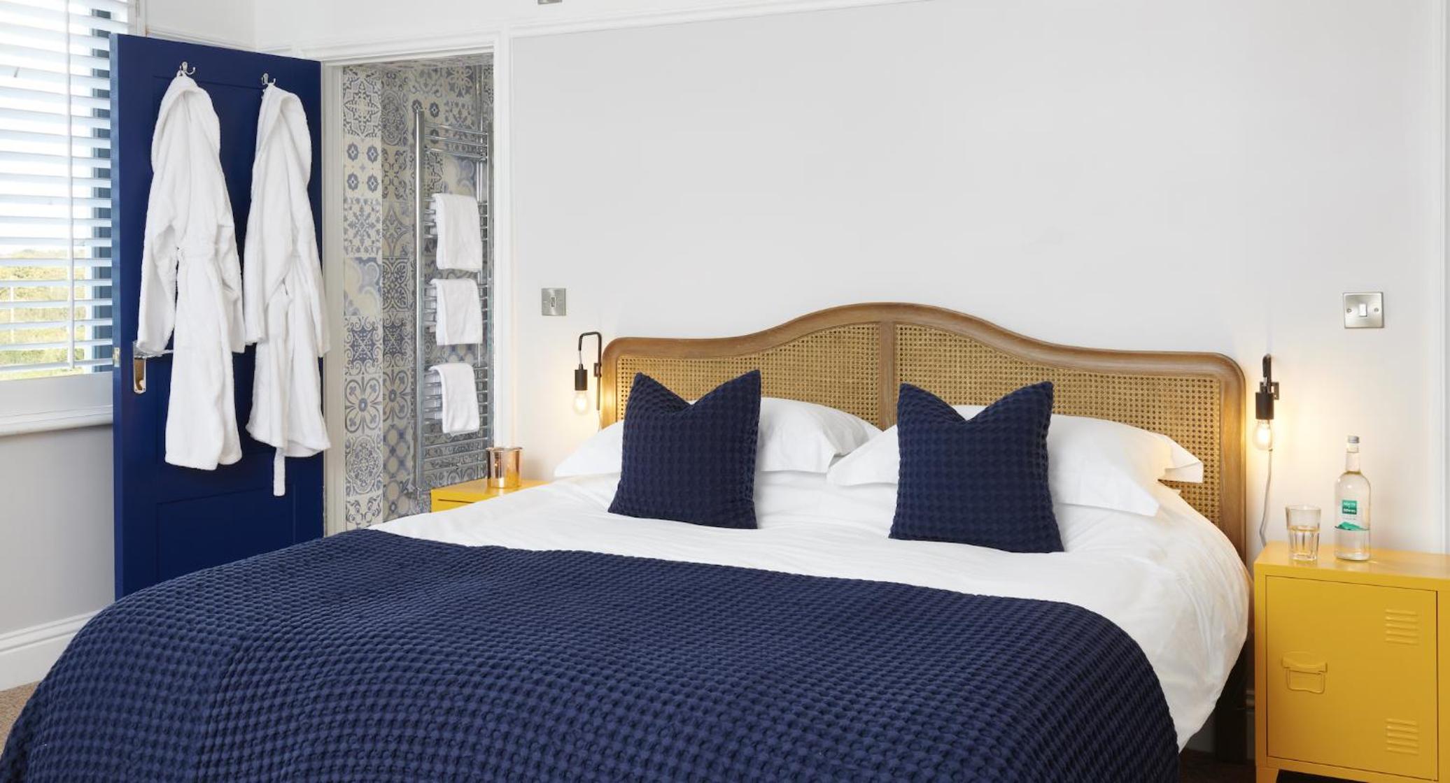 Superior King Room photo 2