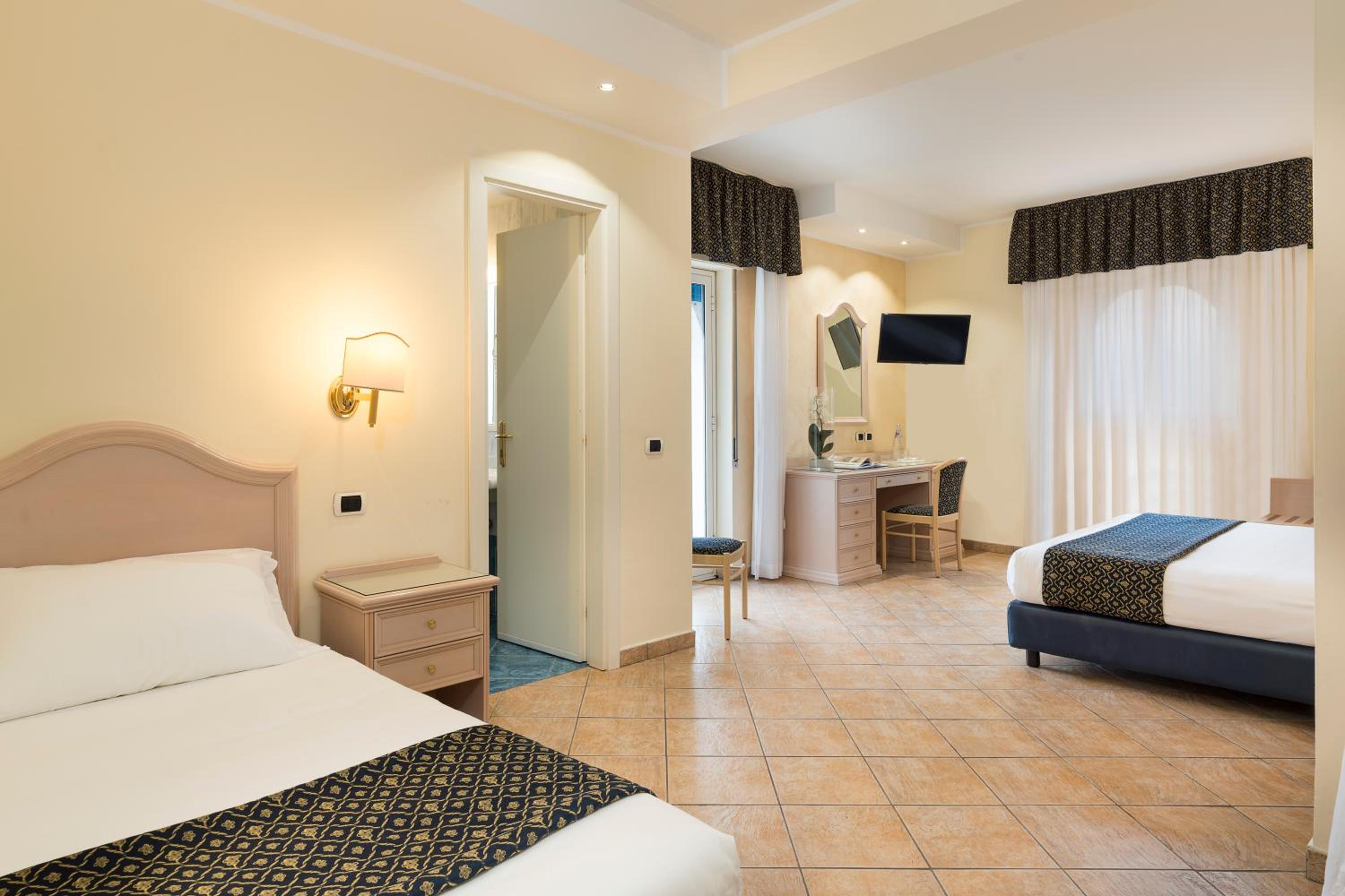 Triple Room - Photo 3