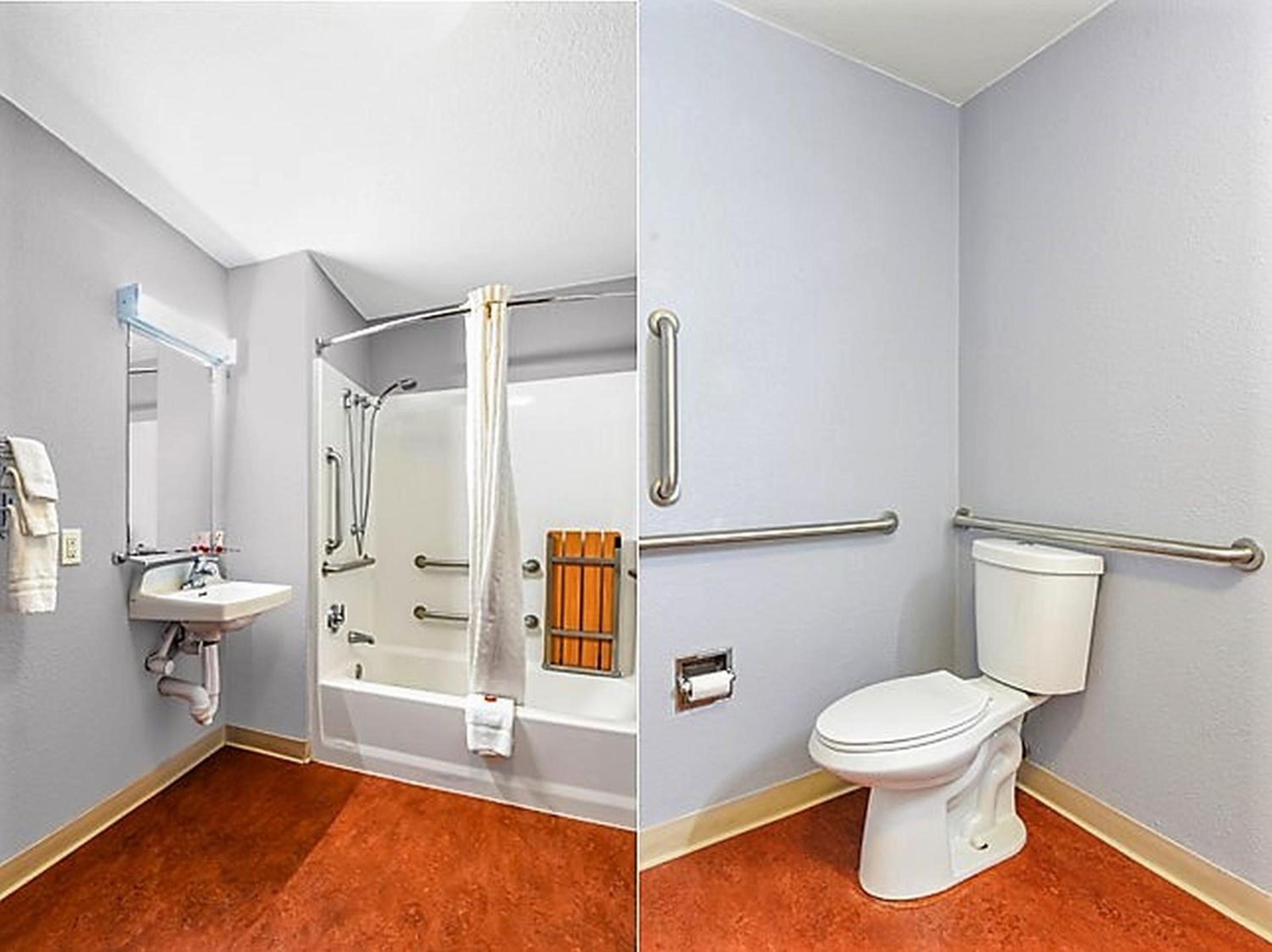 2 Full Bed Accessible - Photo 2