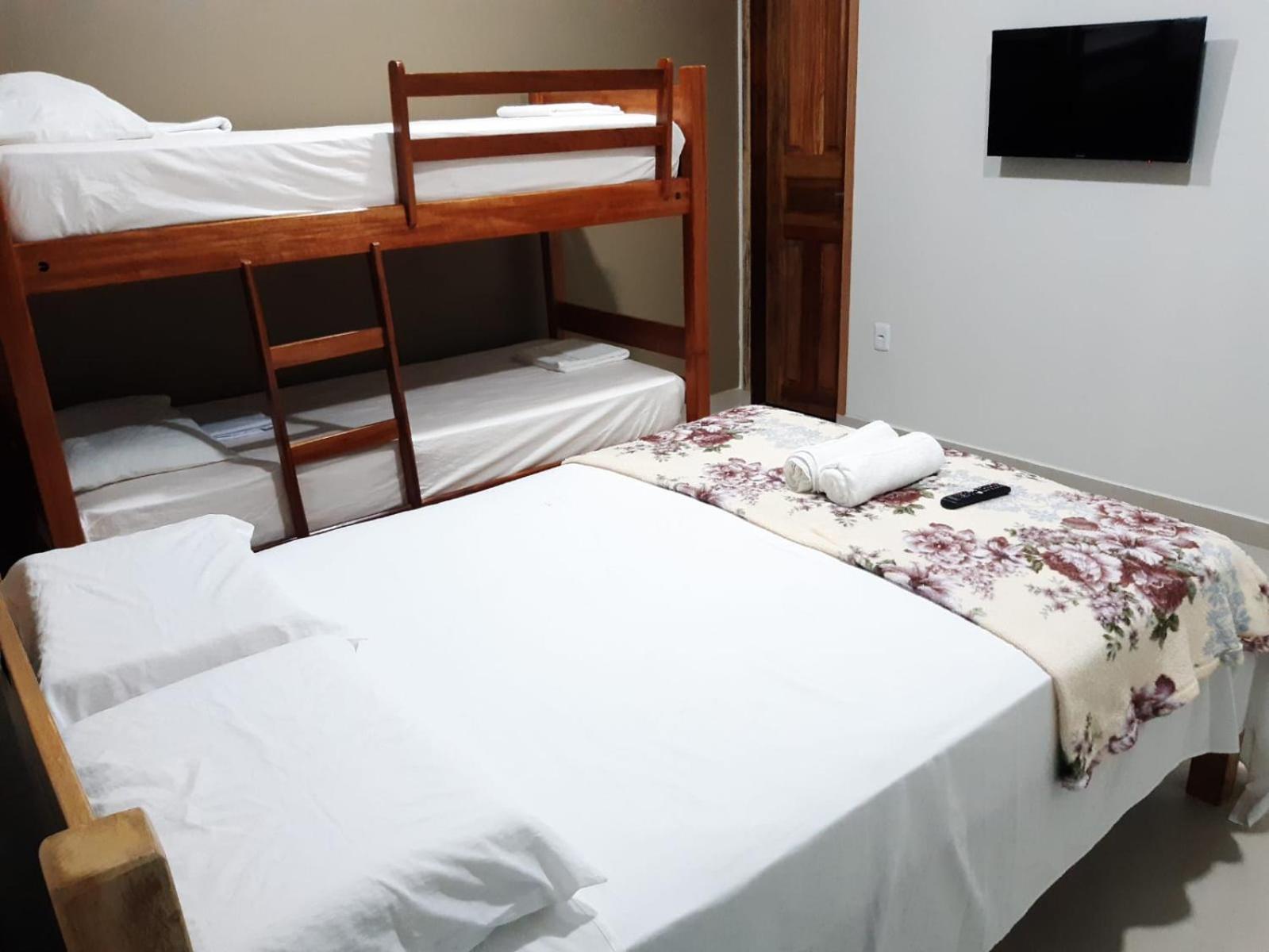 Quadruple Room with Private Bathroom photo 1