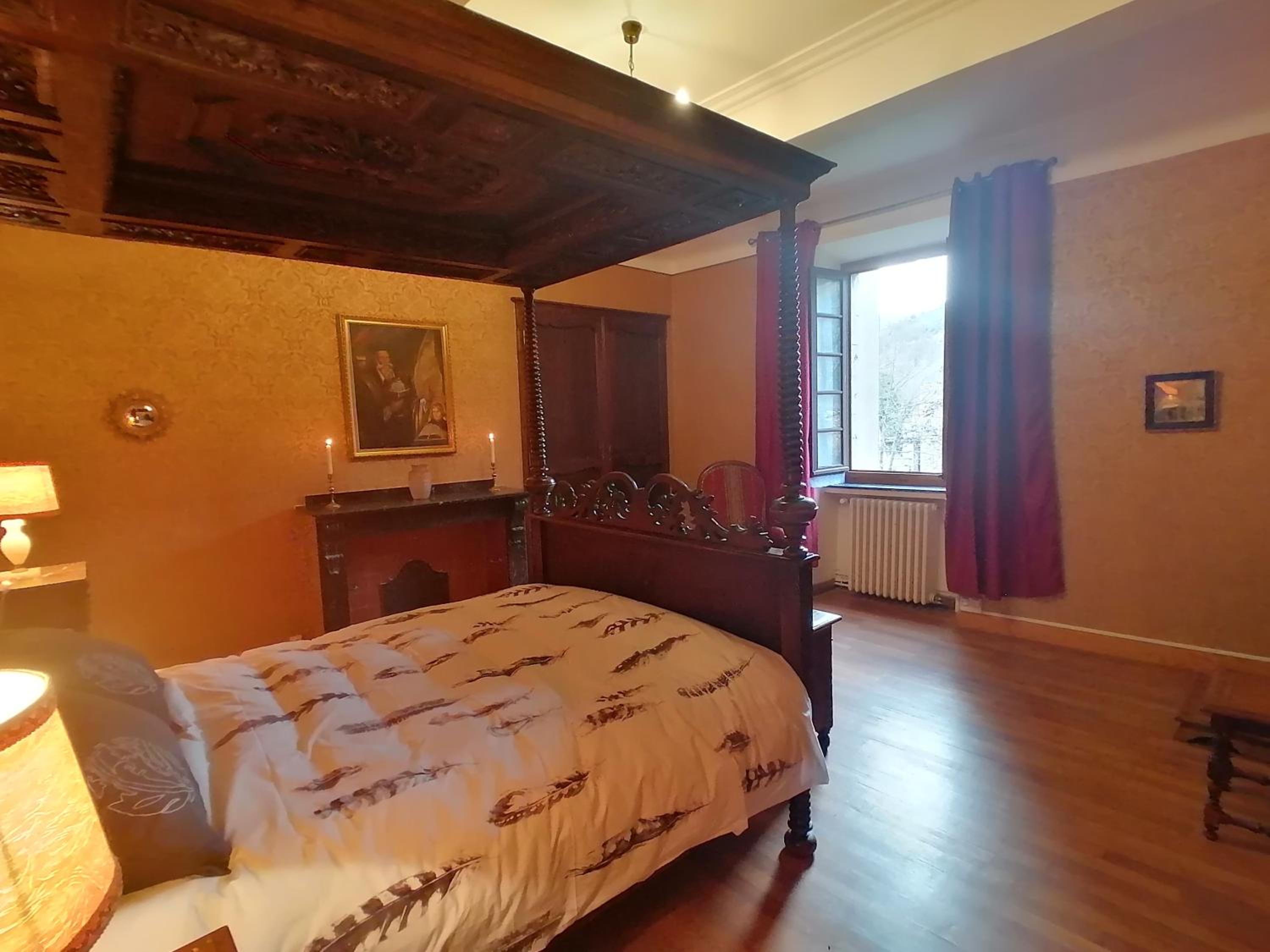Double Room with Private Bathroom - Photo 4