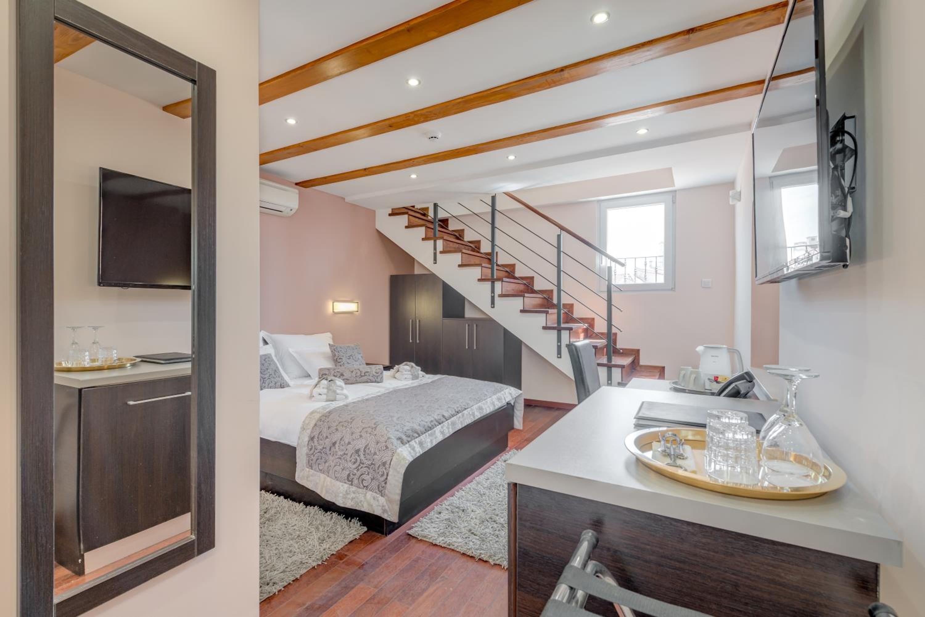 Duplex Suite photo 3
