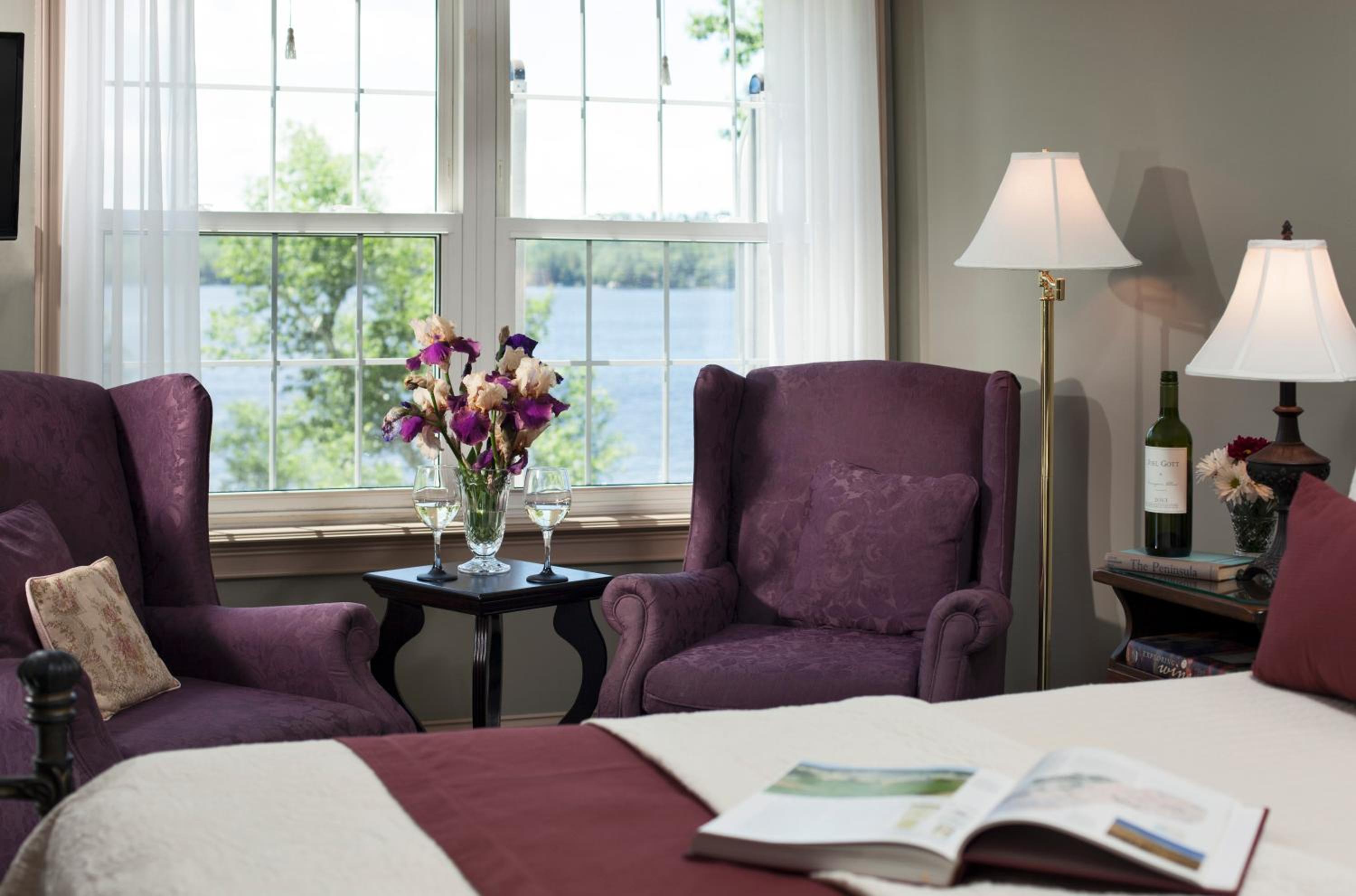 King Suite - Cadillac Mountain Suite photo 3