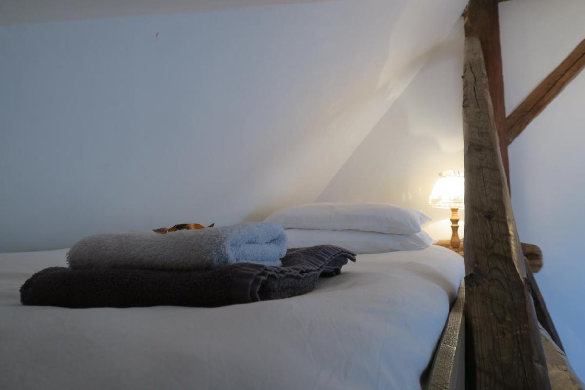 Standard Twin Room photo 3