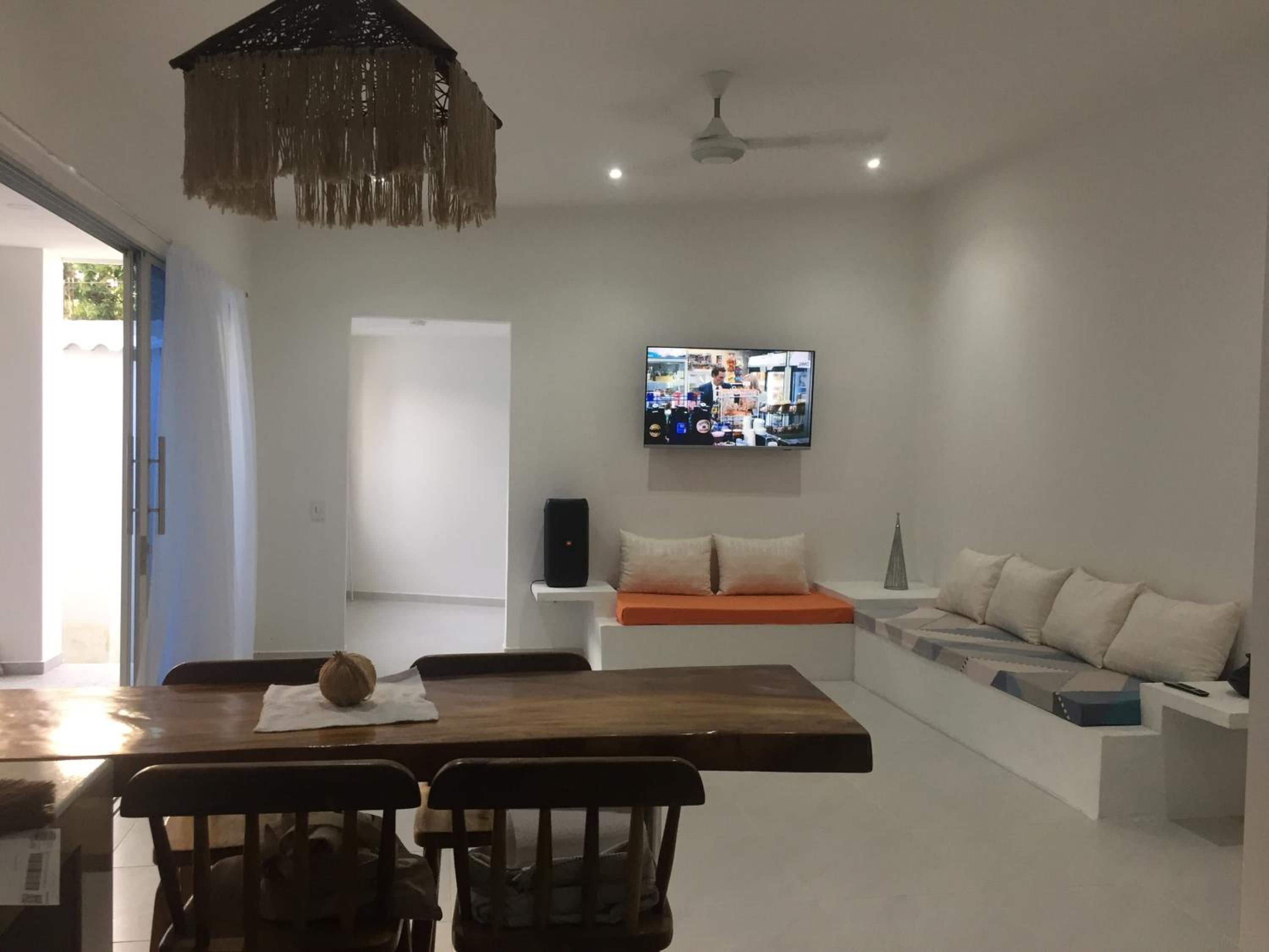 Four-Bedroom House photo 1