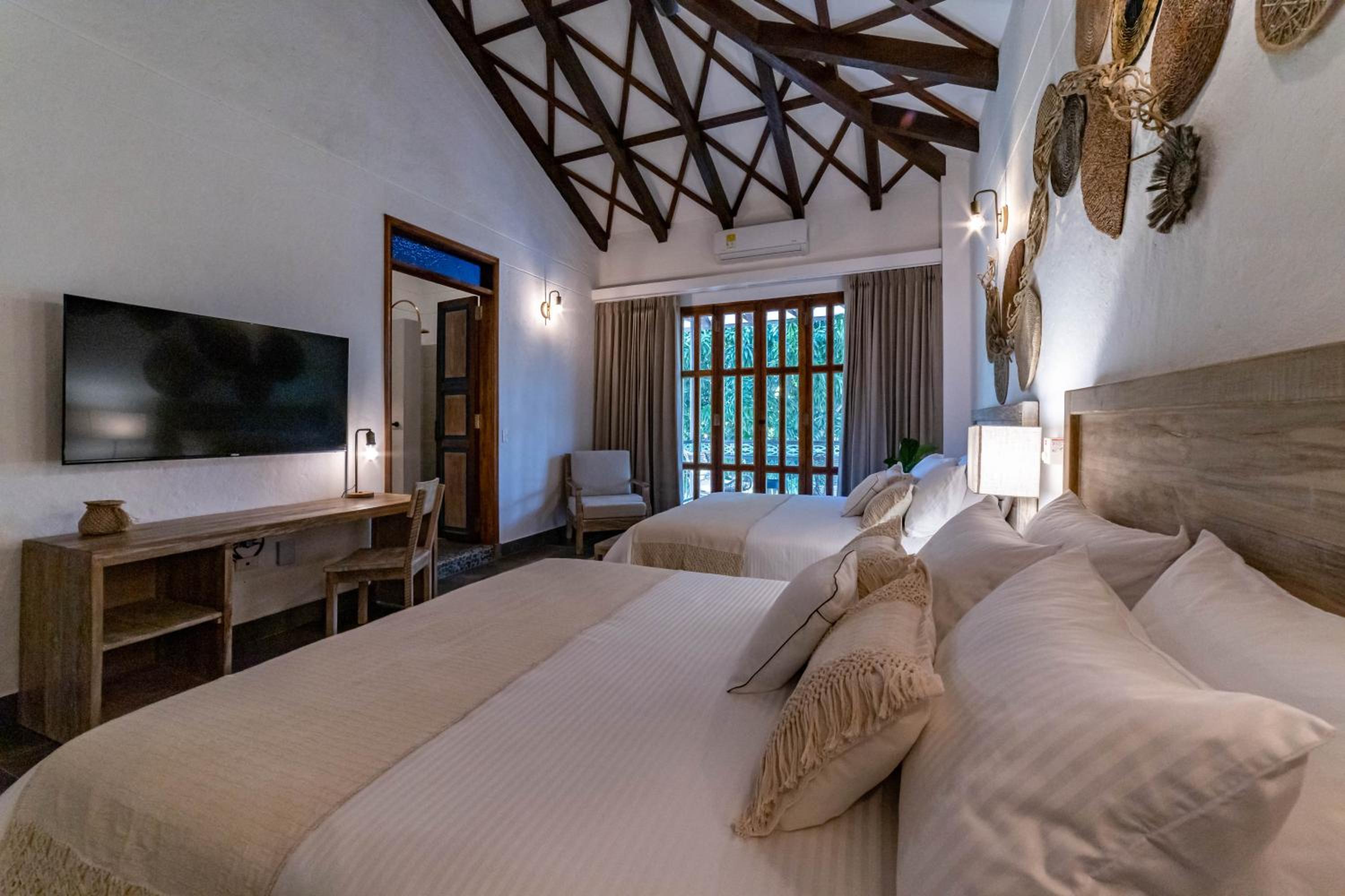 Quadruple Room with Balcony photo 1