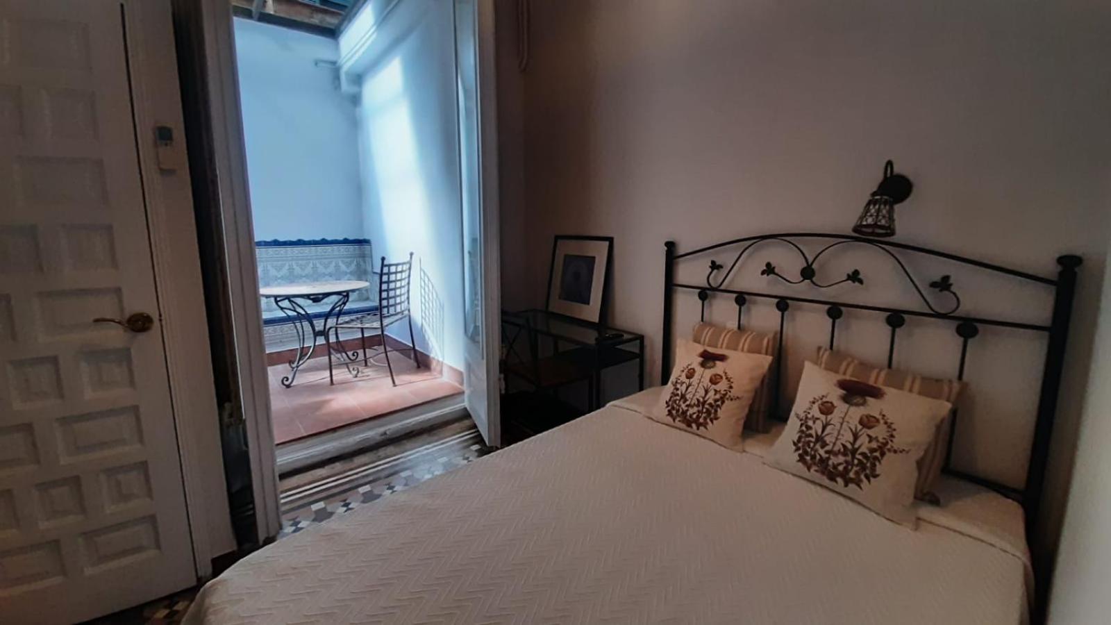 Habitación Sencilla con Patio