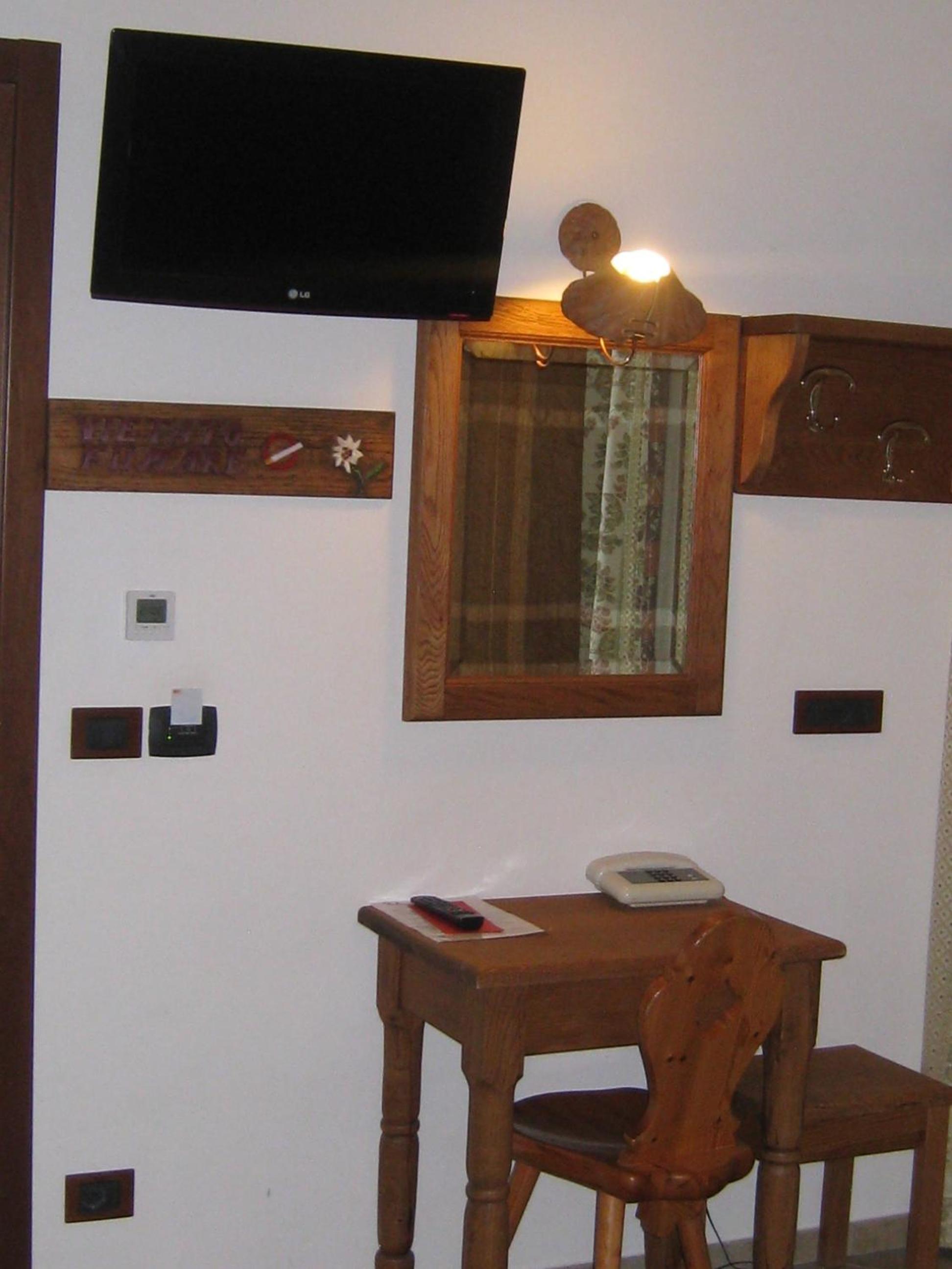 Quadruple Room - Photo 1