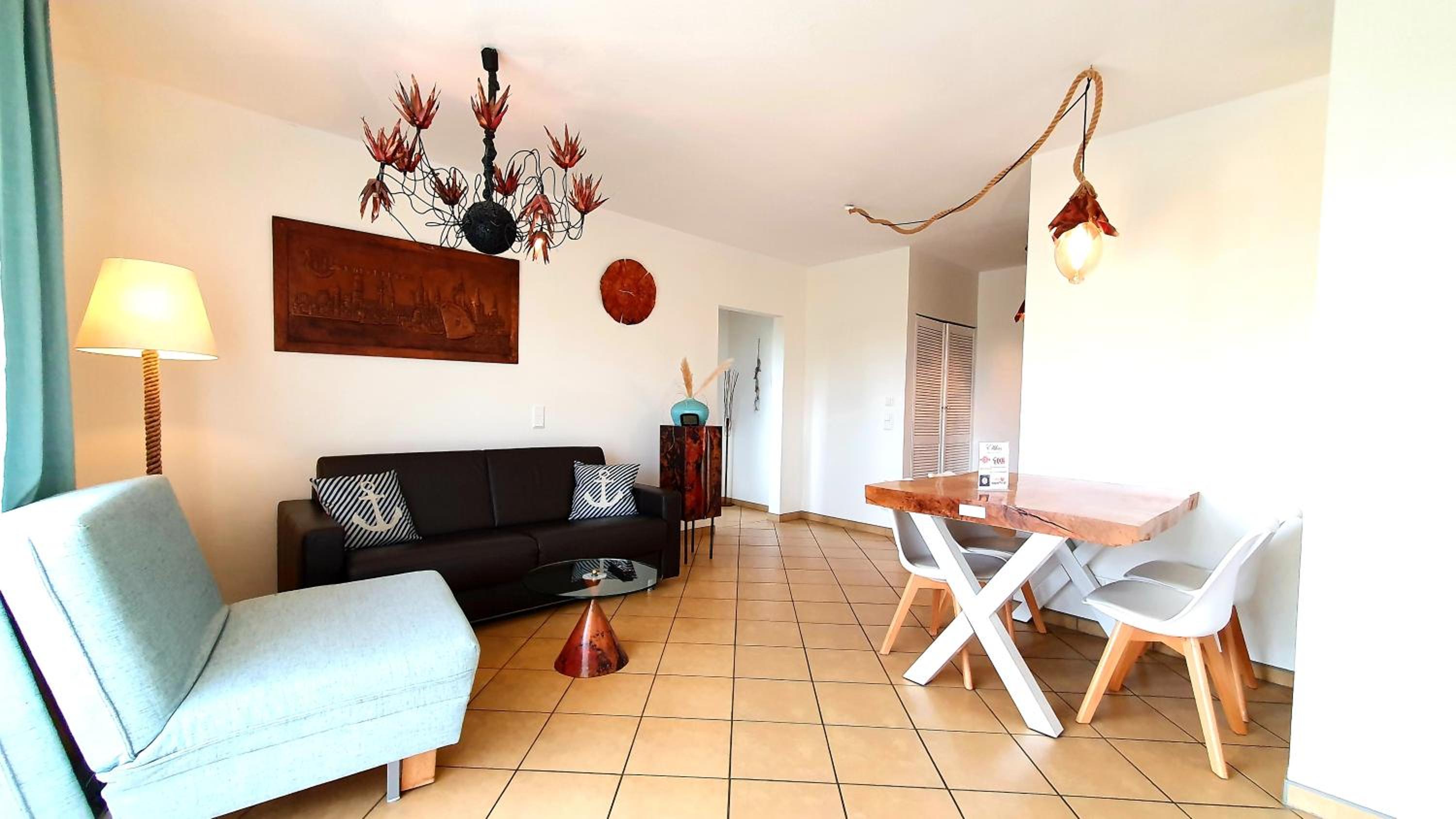 Apartment with Terrace photo 2