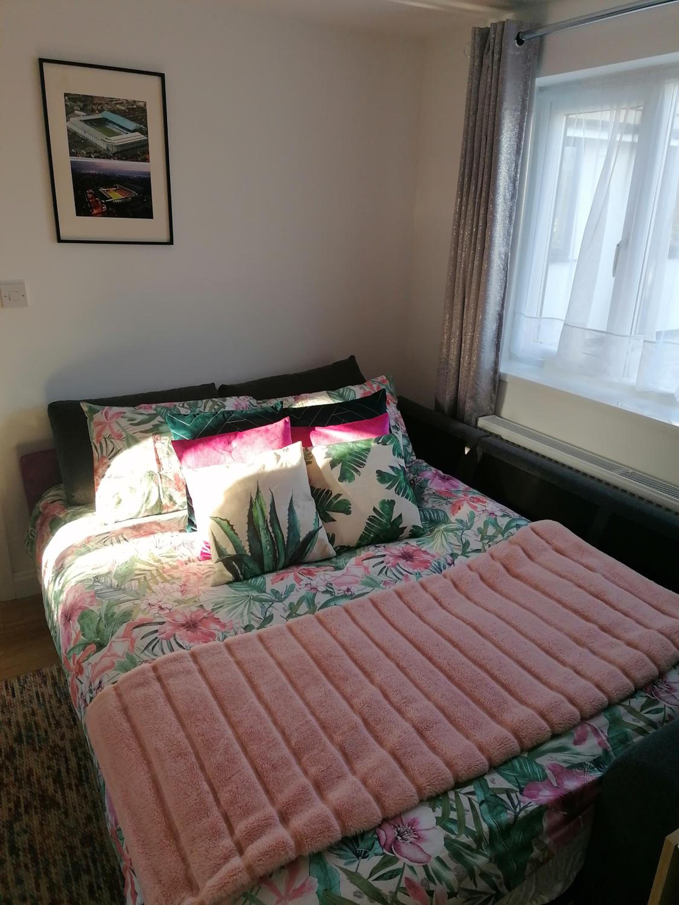 One-Bedroom Apartment - Photo 36