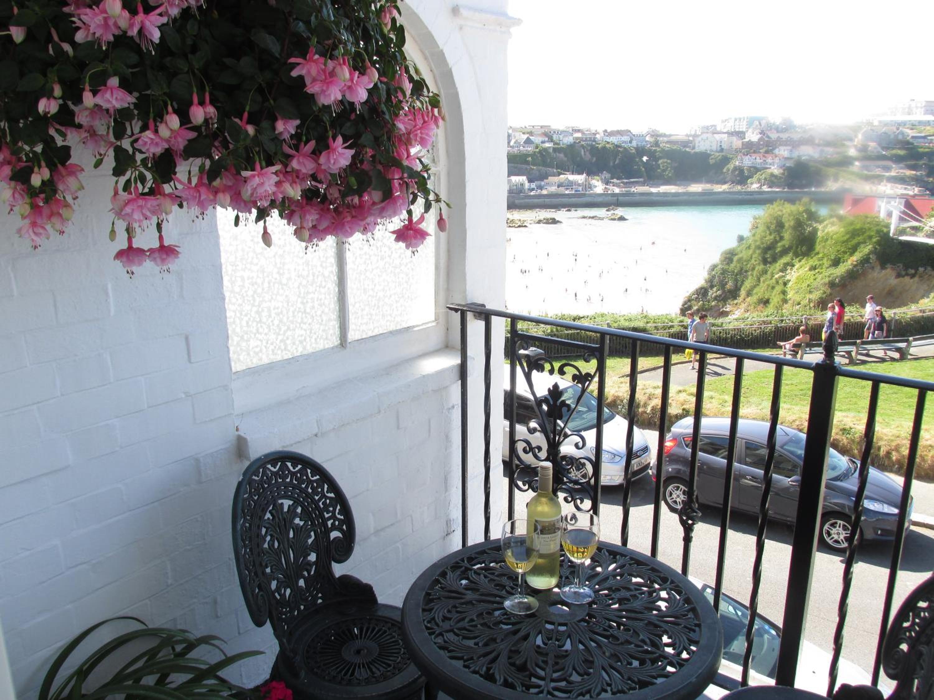 Double Room with Private External Bathroom photo 3