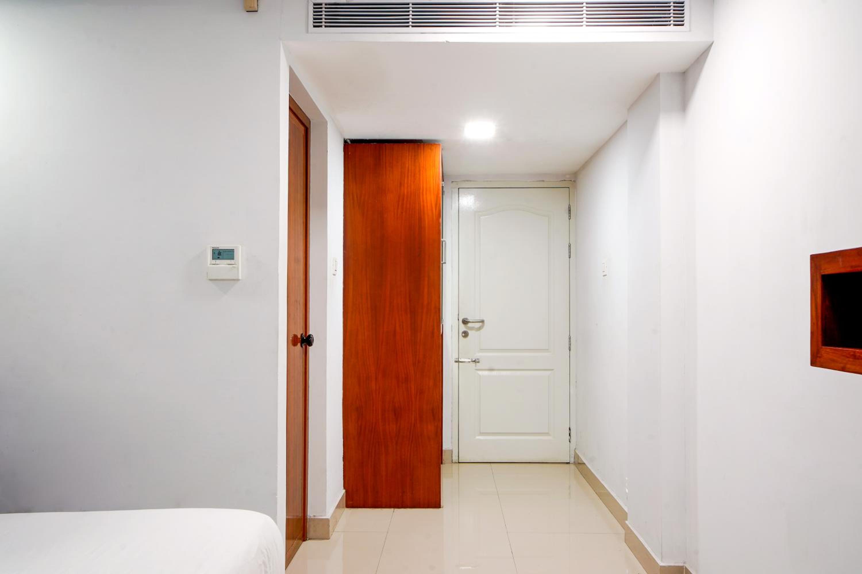 Deluxe Room - Photo 5