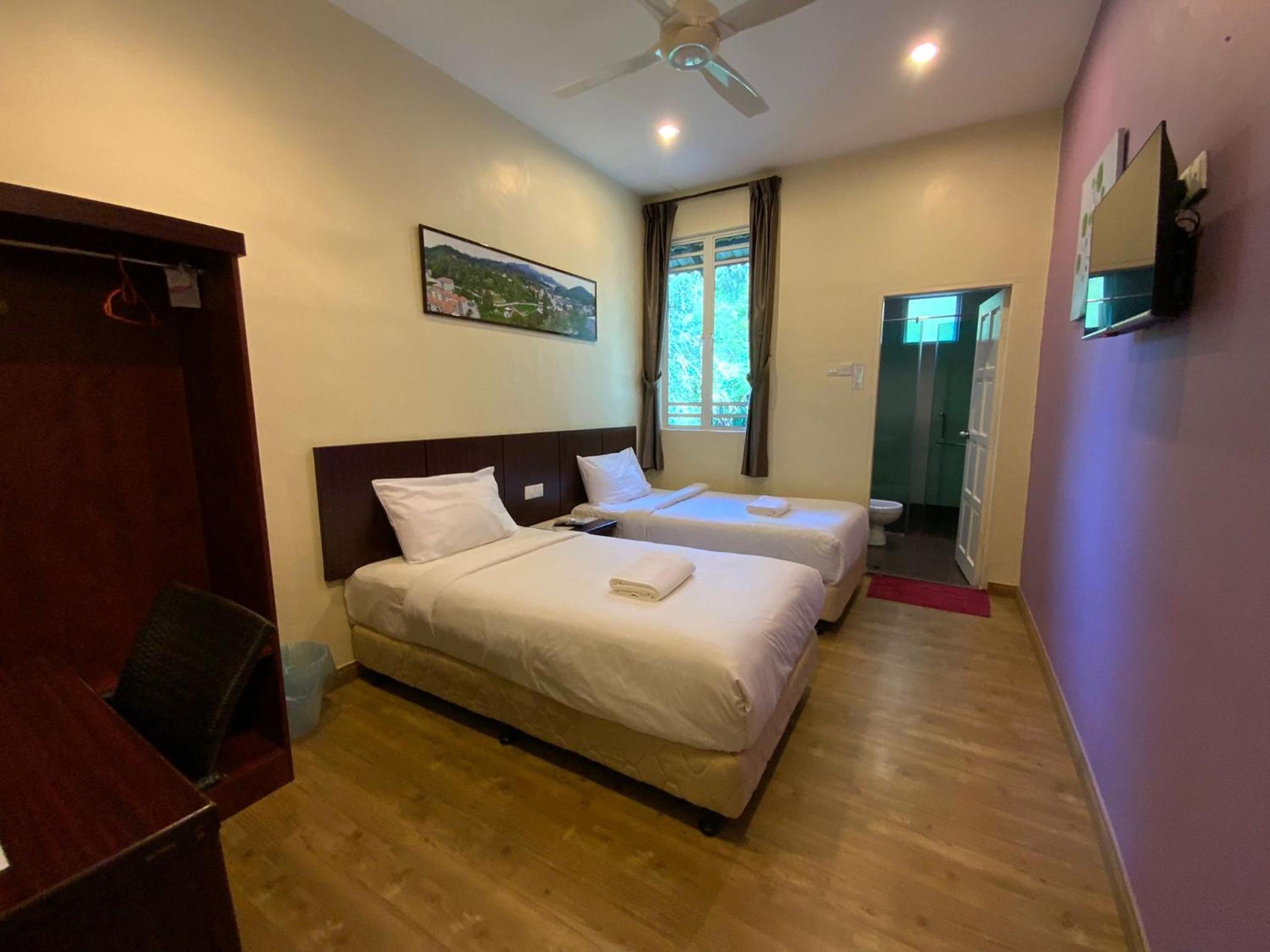 Standard Twin Room photo 1
