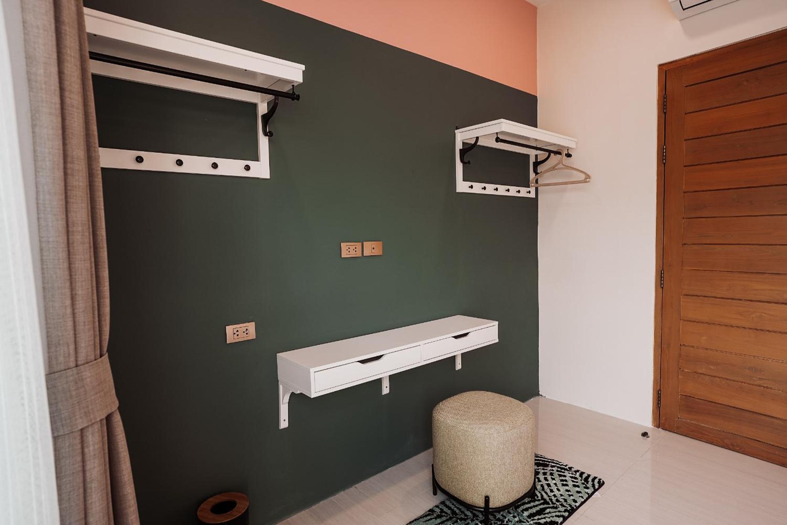 Three-Bedroom Villa - Photo 17