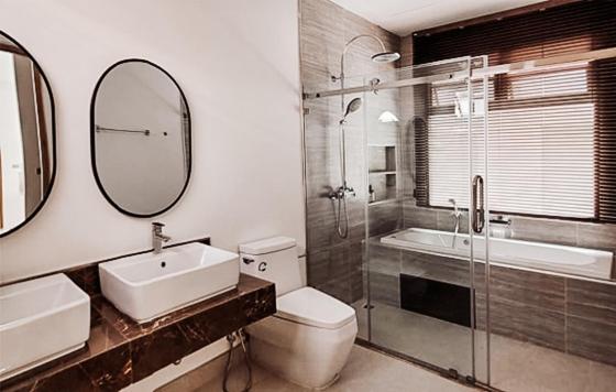 Three-Bedroom Villa - Photo 4