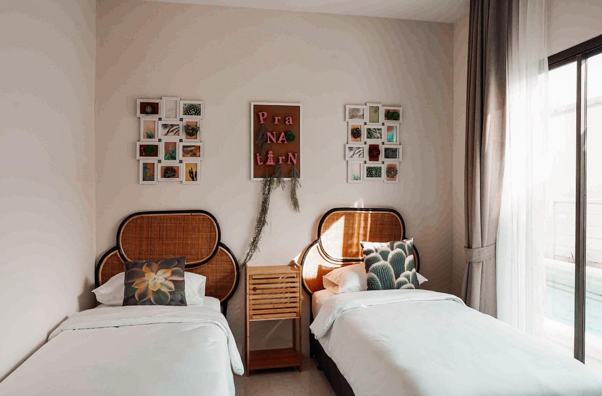 Three-Bedroom Villa - Photo 3