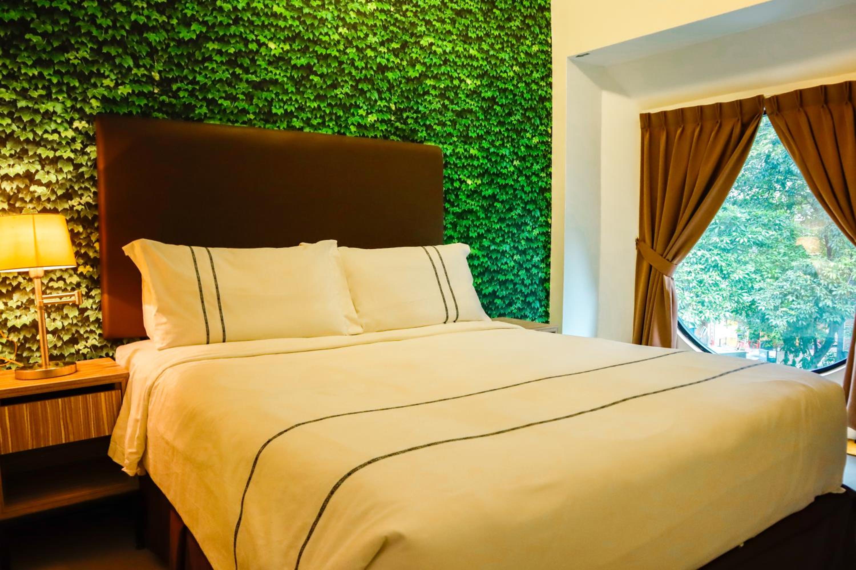 Executive Queen Room photo 3