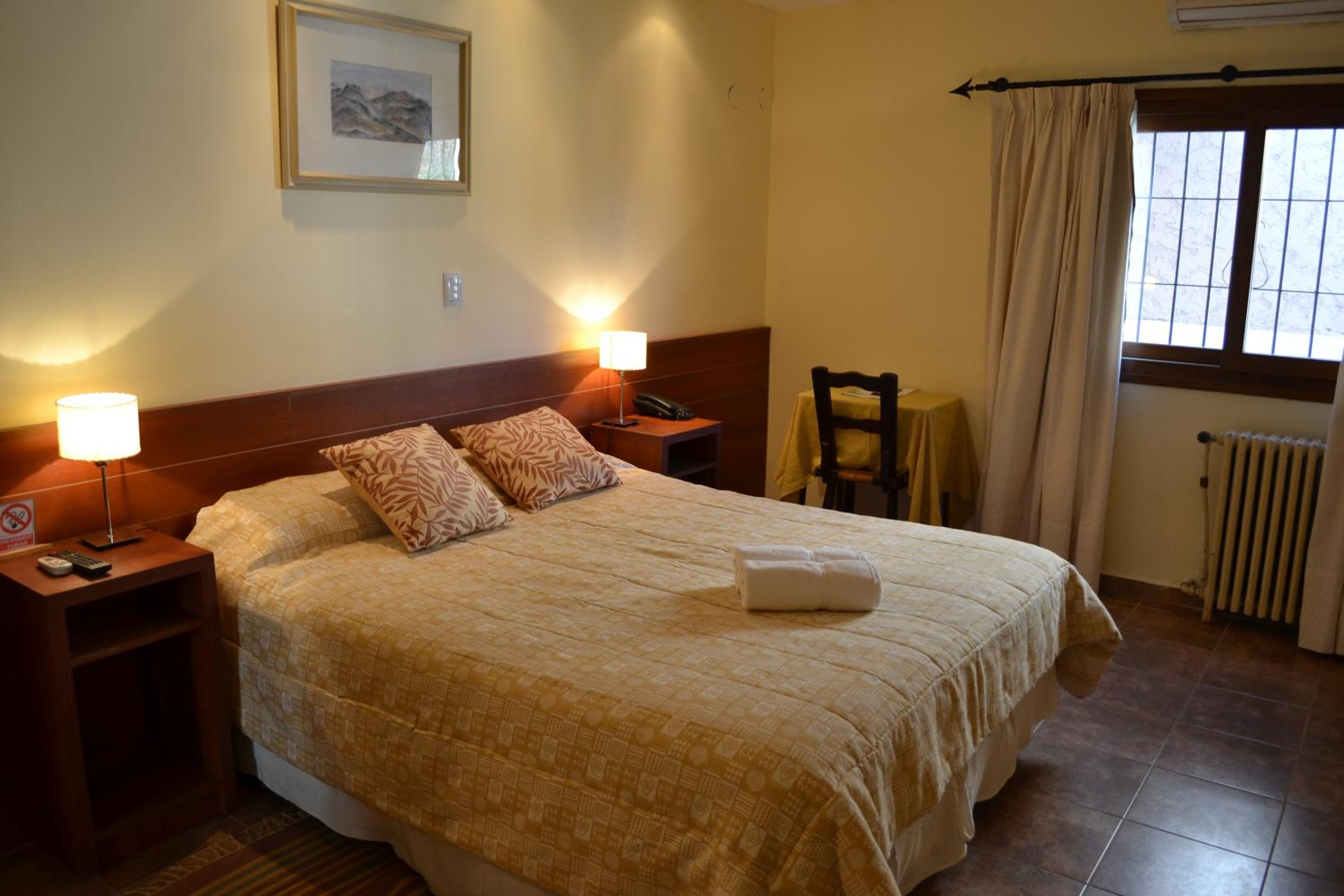 Standard Double Room photo 3