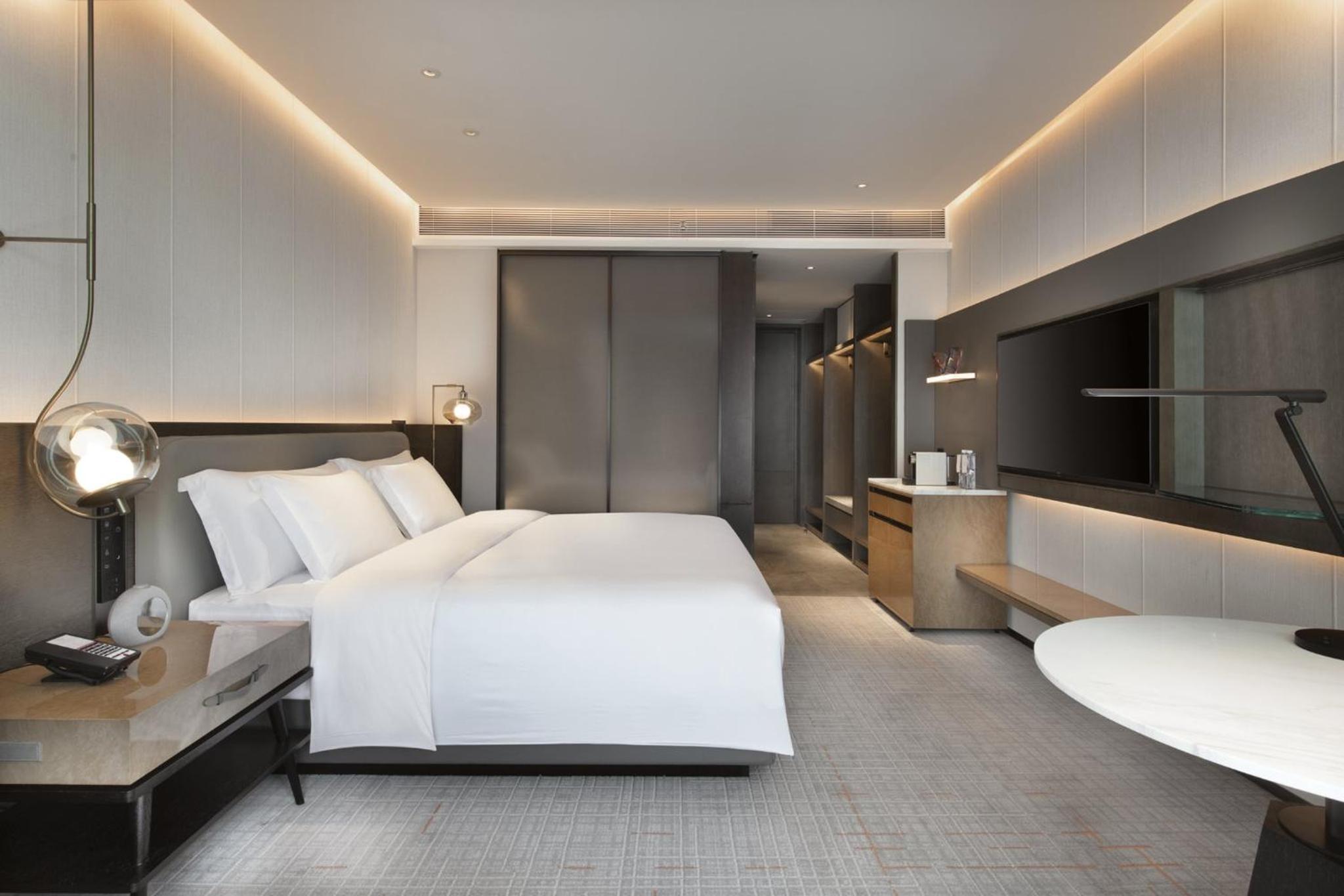 Standard King Room - Photo 1