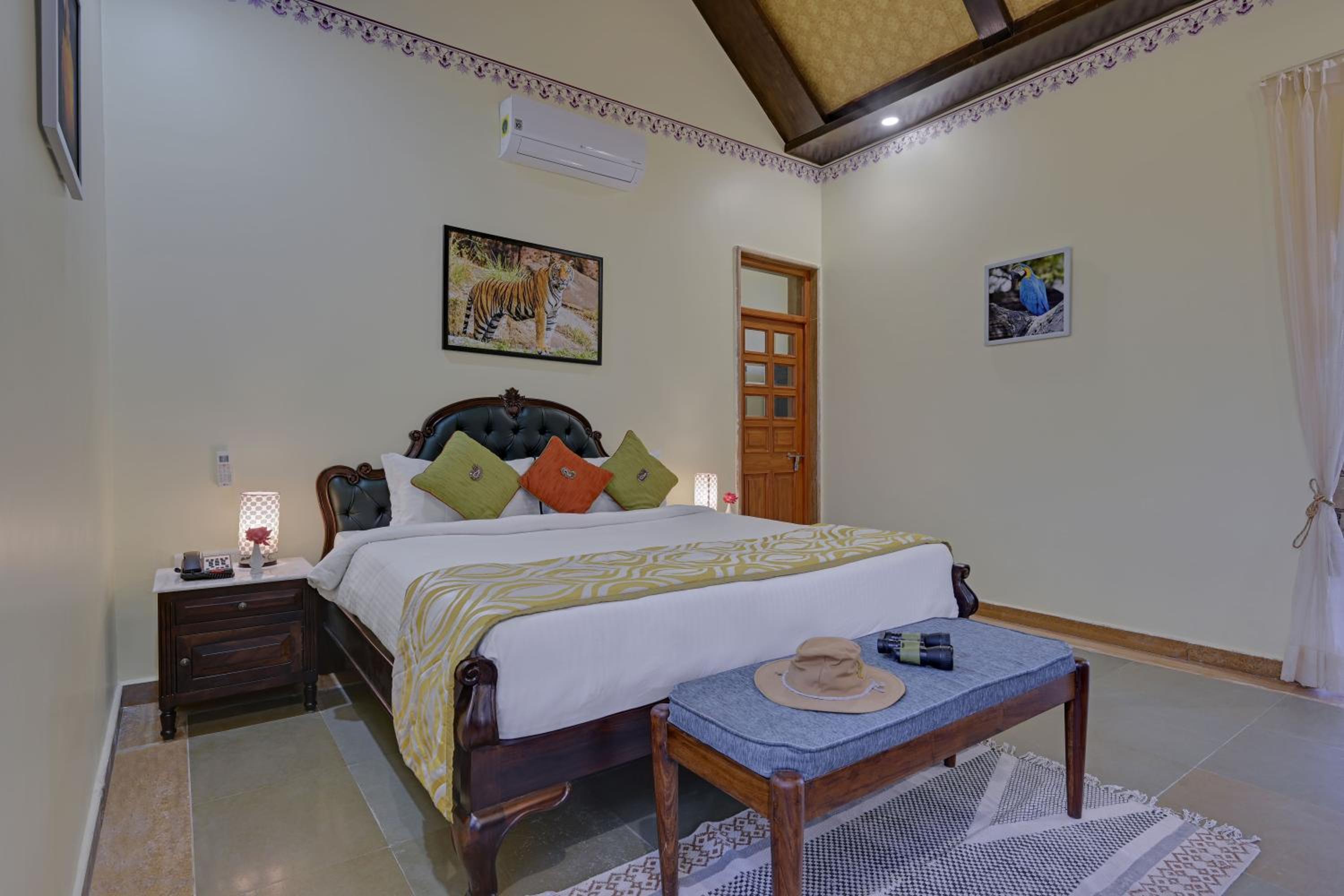 Suite With Private Pool - Photo 5