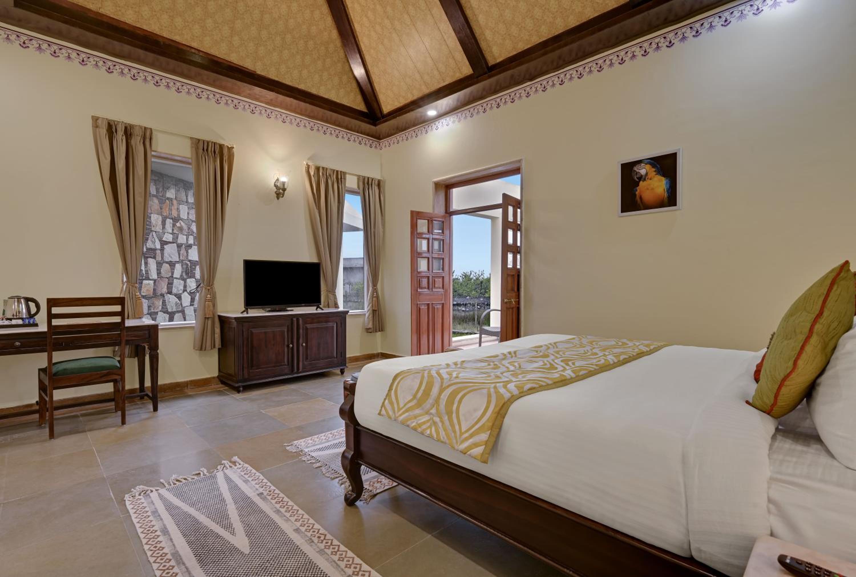 Suite With Private Pool - Photo 1
