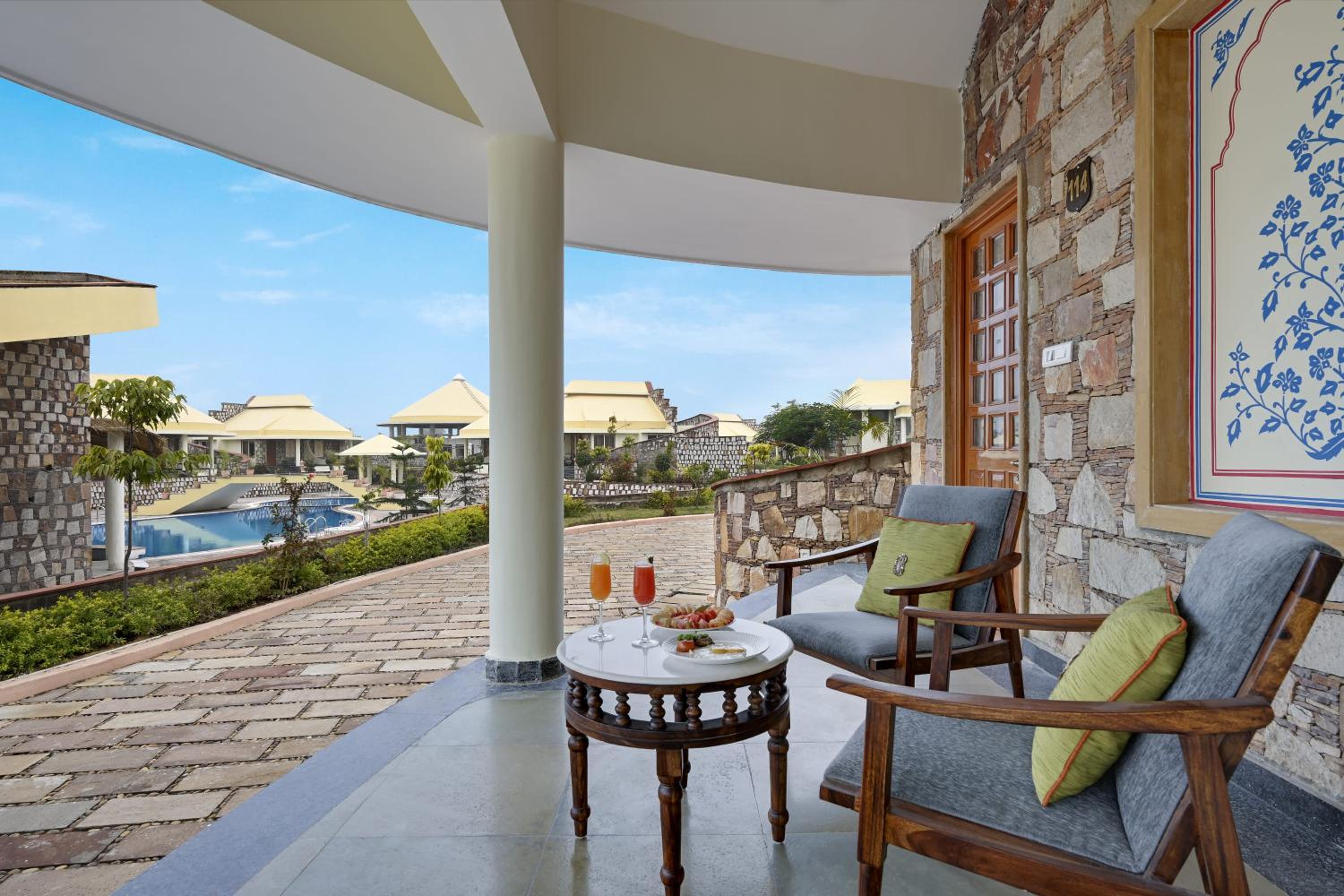 Suite With Private Pool - Photo 4