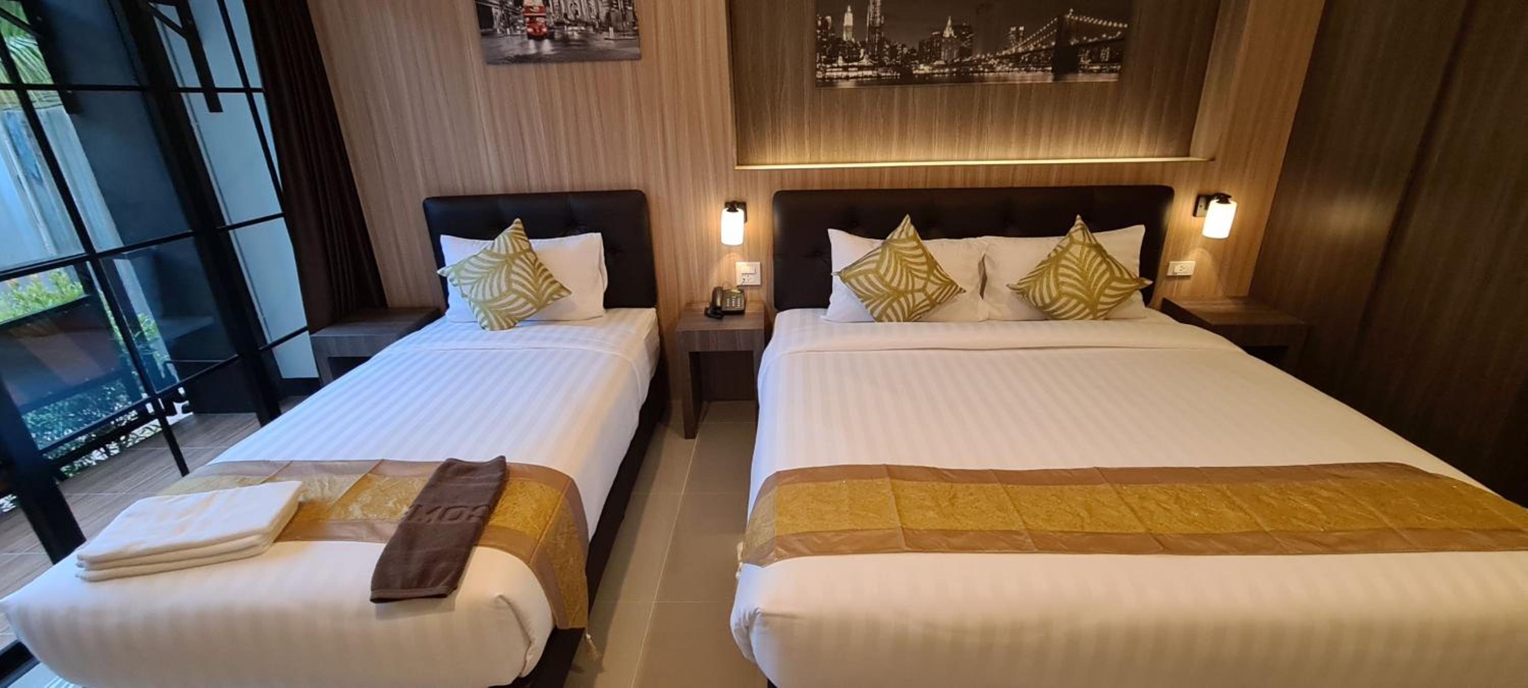 Deluxe Family Room - Photo 4
