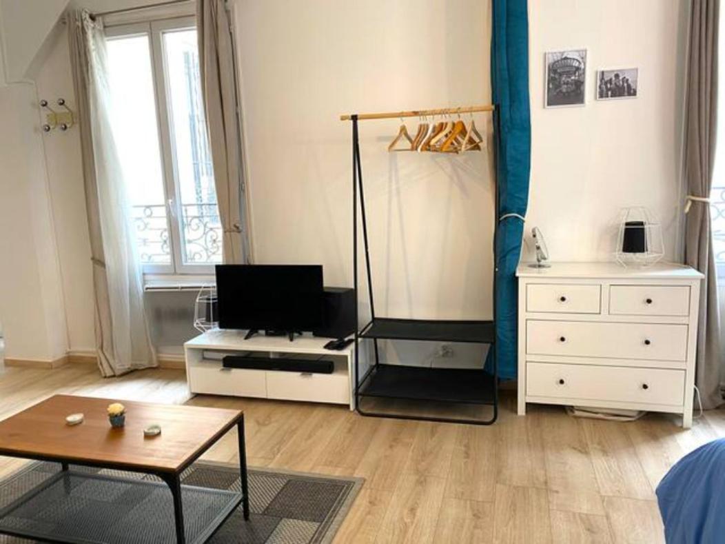 Studio Apartment photo 3