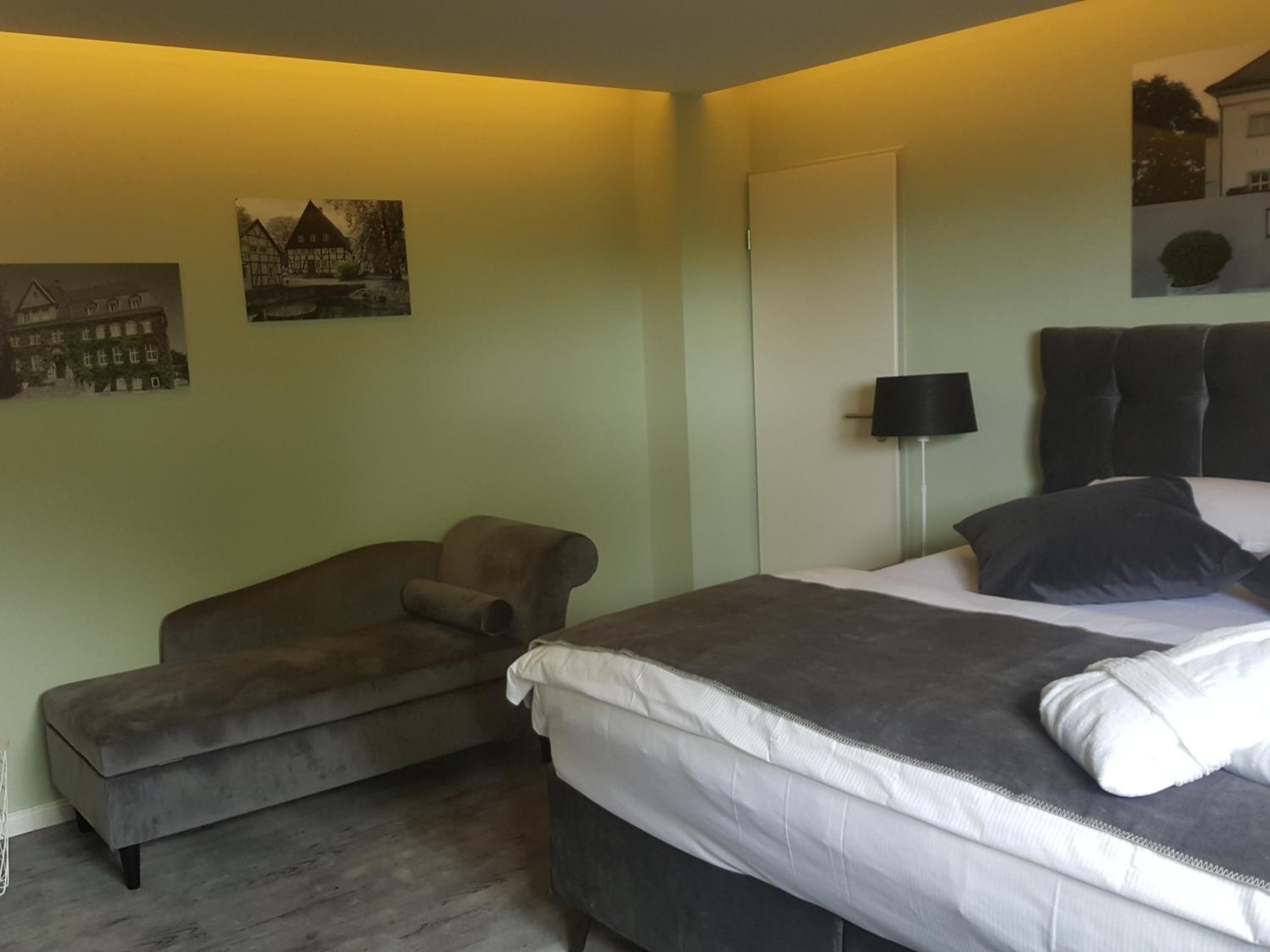 Deluxe Double Room photo 2