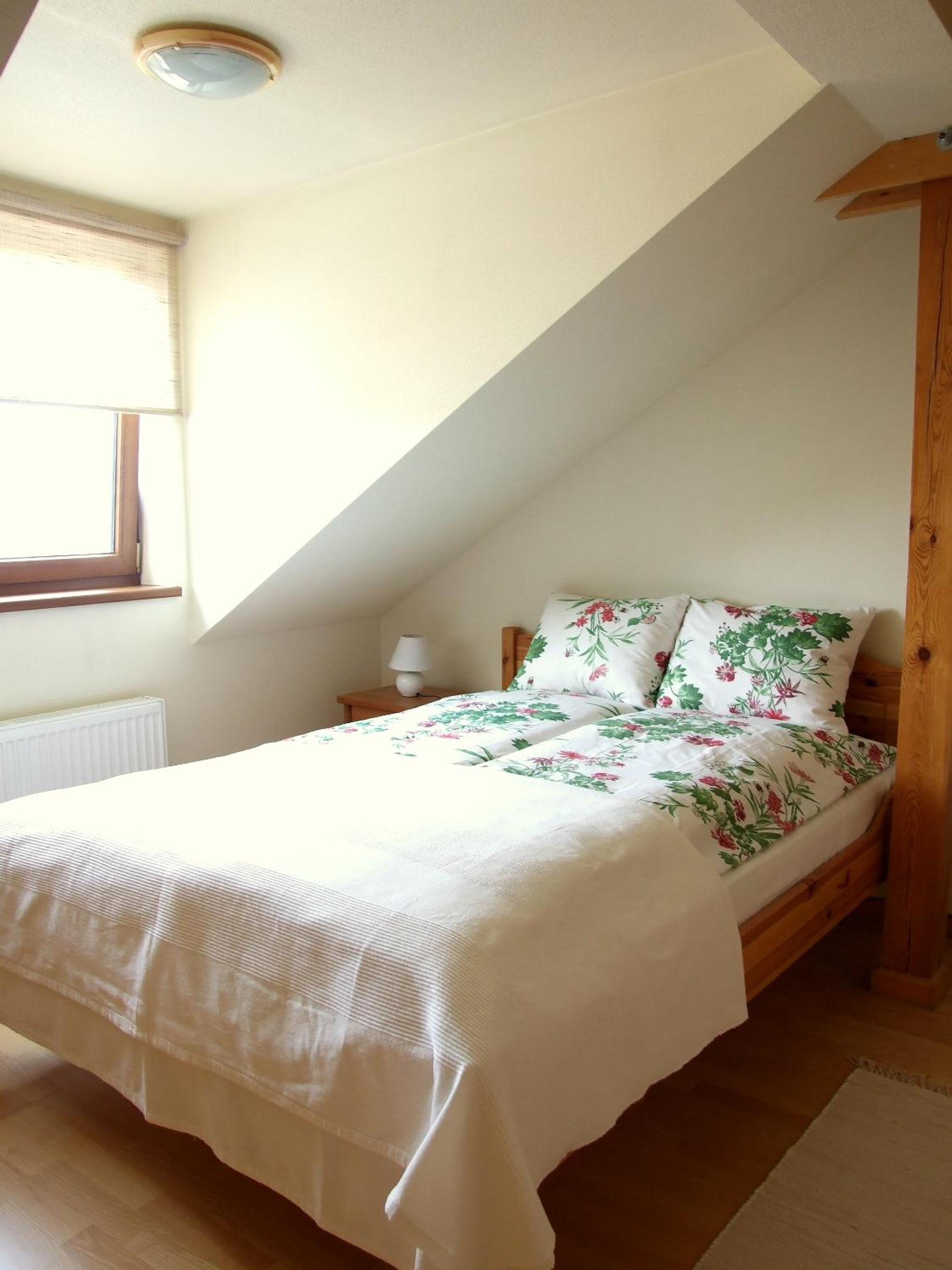 Two-Bedroom Apartment - Photo 3