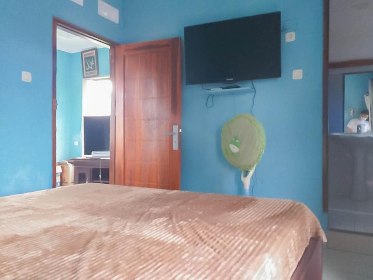 Standard Double Room with Shared Bathroom photo 2